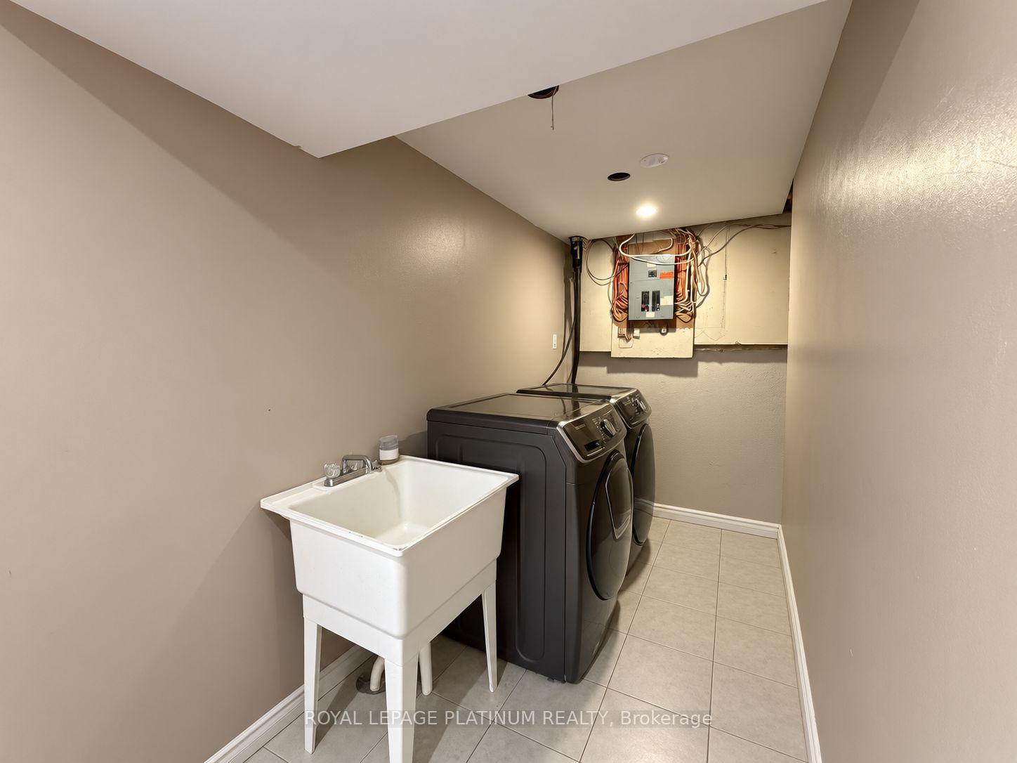 Photo 32 of 16 Joshua Court, Brampton, Northgate — HOMEH