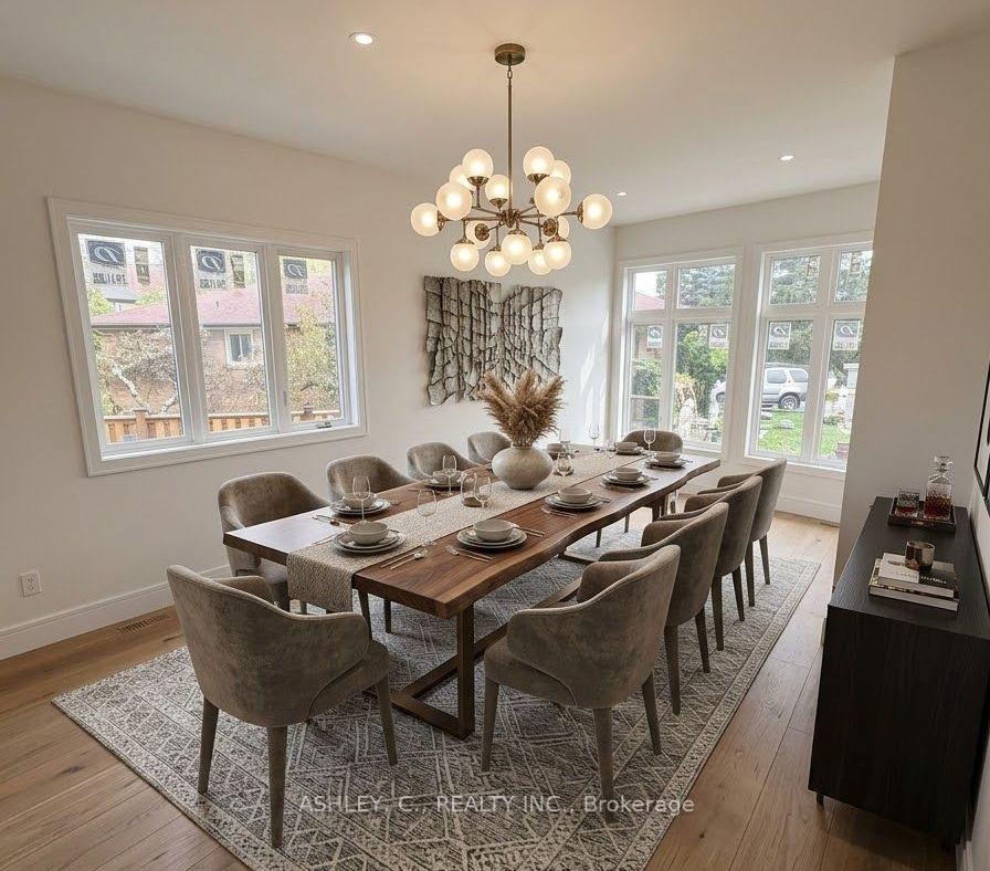 Photo 4 of 2574 Sharon Crescent, Mississauga, Erindale — HOMEH