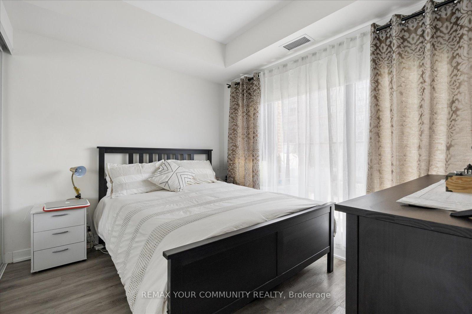 Photo 11 of 430 Roncesvalles Avenue, Toronto, Roncesvalles — HOMEH