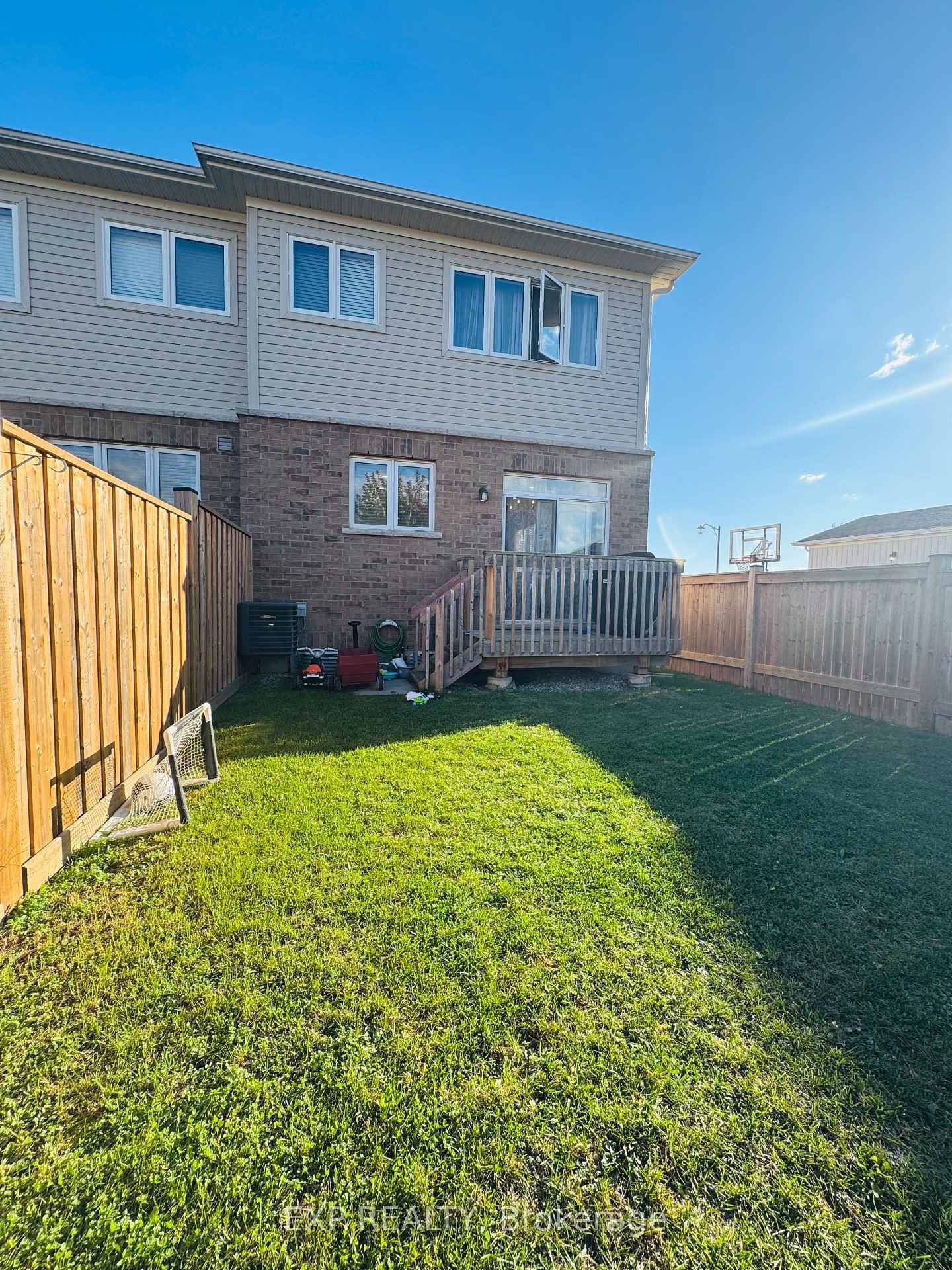 Photo 55 of 89 Hartley Avenue, Brant, Paris — HOMEH