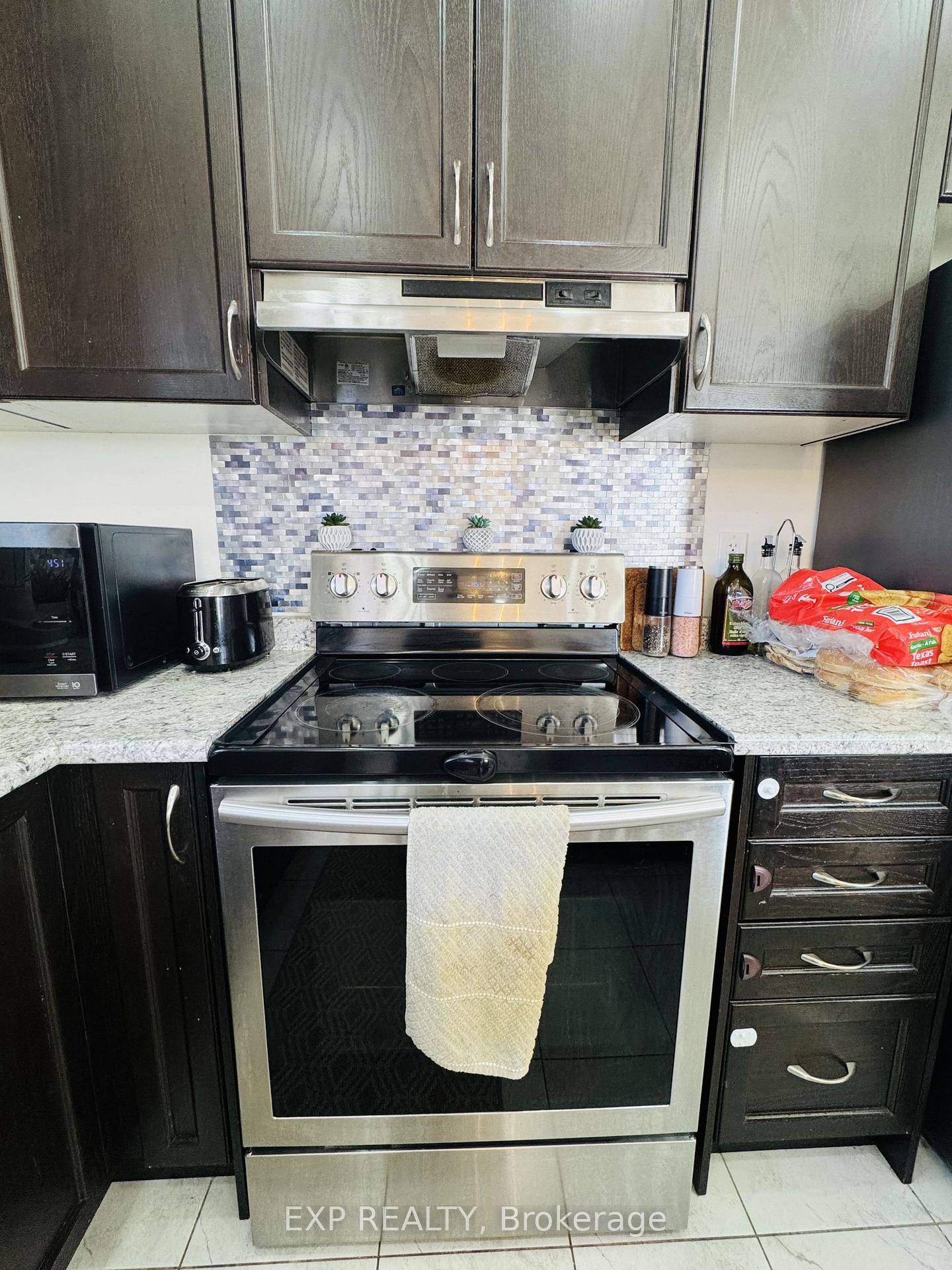 Photo 20 of 89 Hartley Avenue, Brant, Paris — HOMEH
