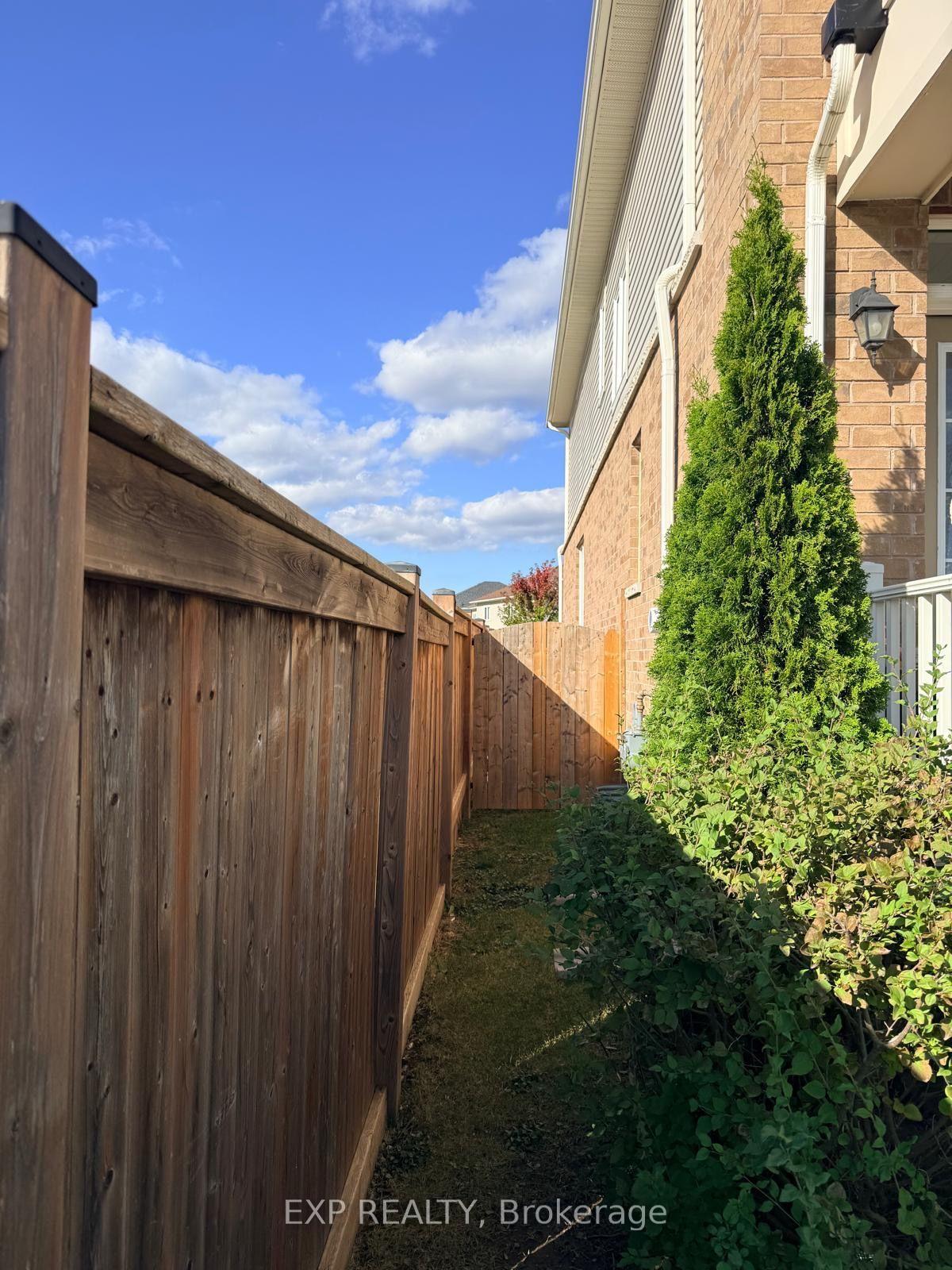 Photo 59 of 89 Hartley Avenue, Brant, Paris — HOMEH