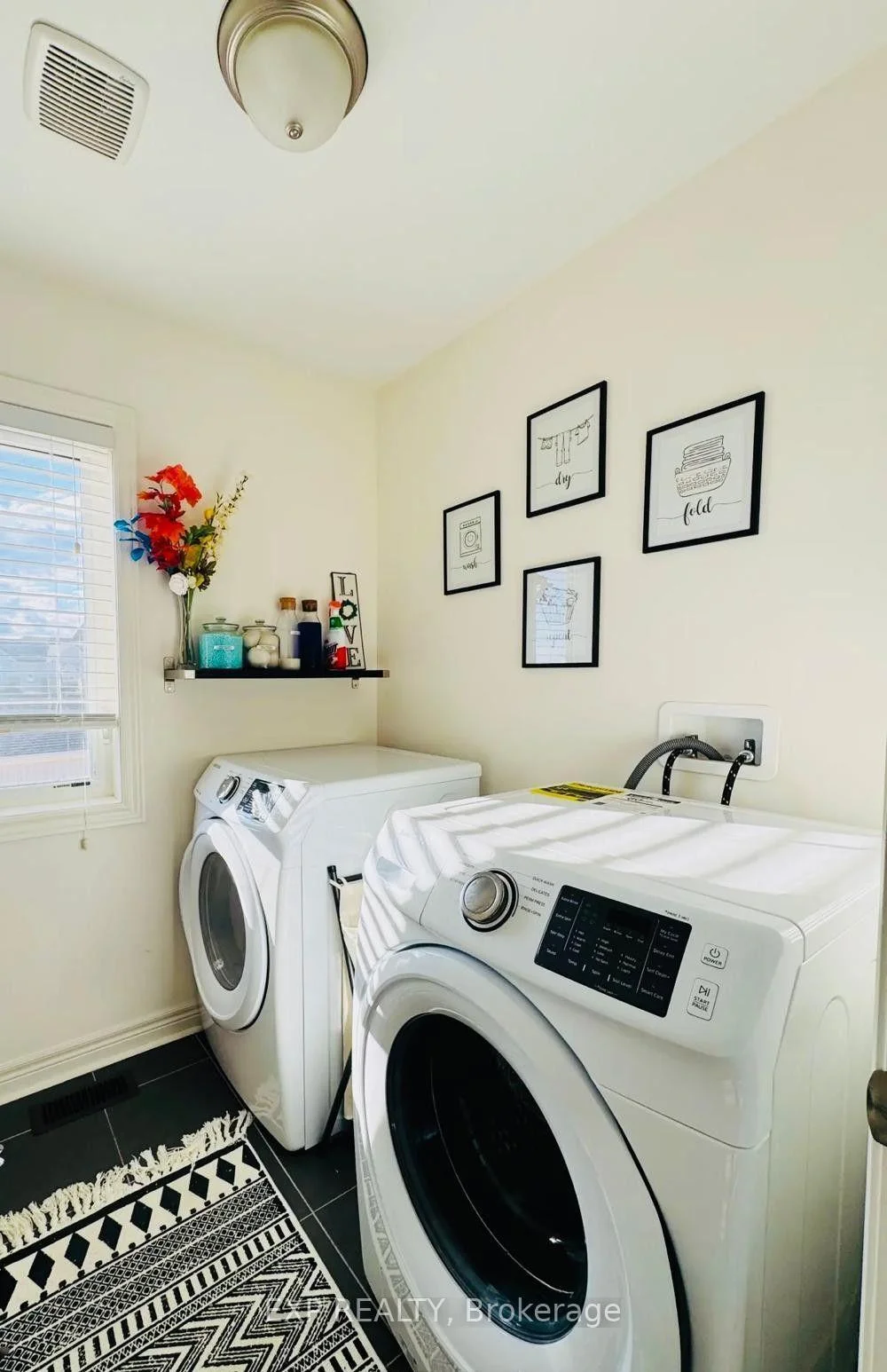 Photo 50 of 89 Hartley Avenue, Brant, Paris — HOMEH