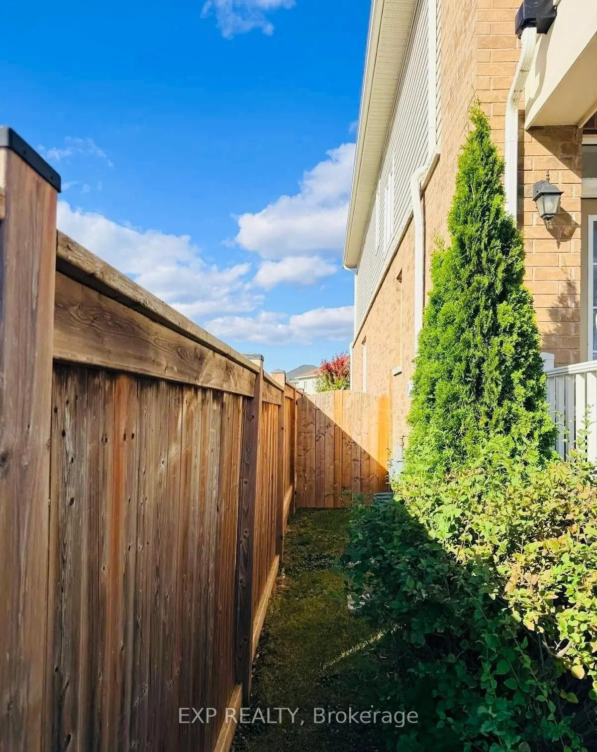 Photo 58 of 89 Hartley Avenue, Brant, Paris — HOMEH