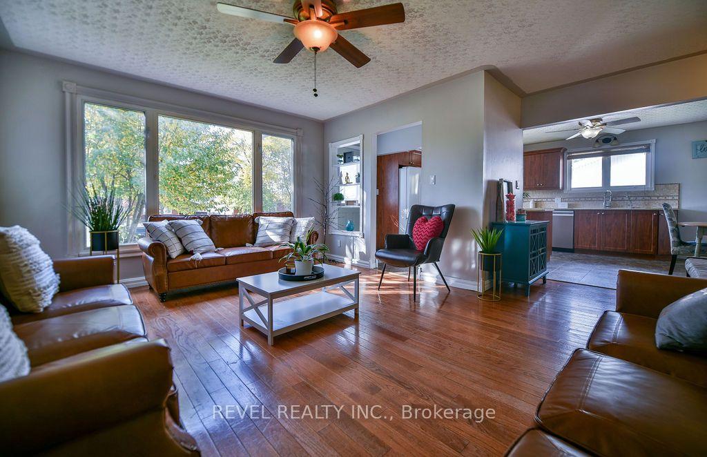 Photo 10 of 356 Shub Avenue, Timmins, TNW - Riverpark — HOMEH