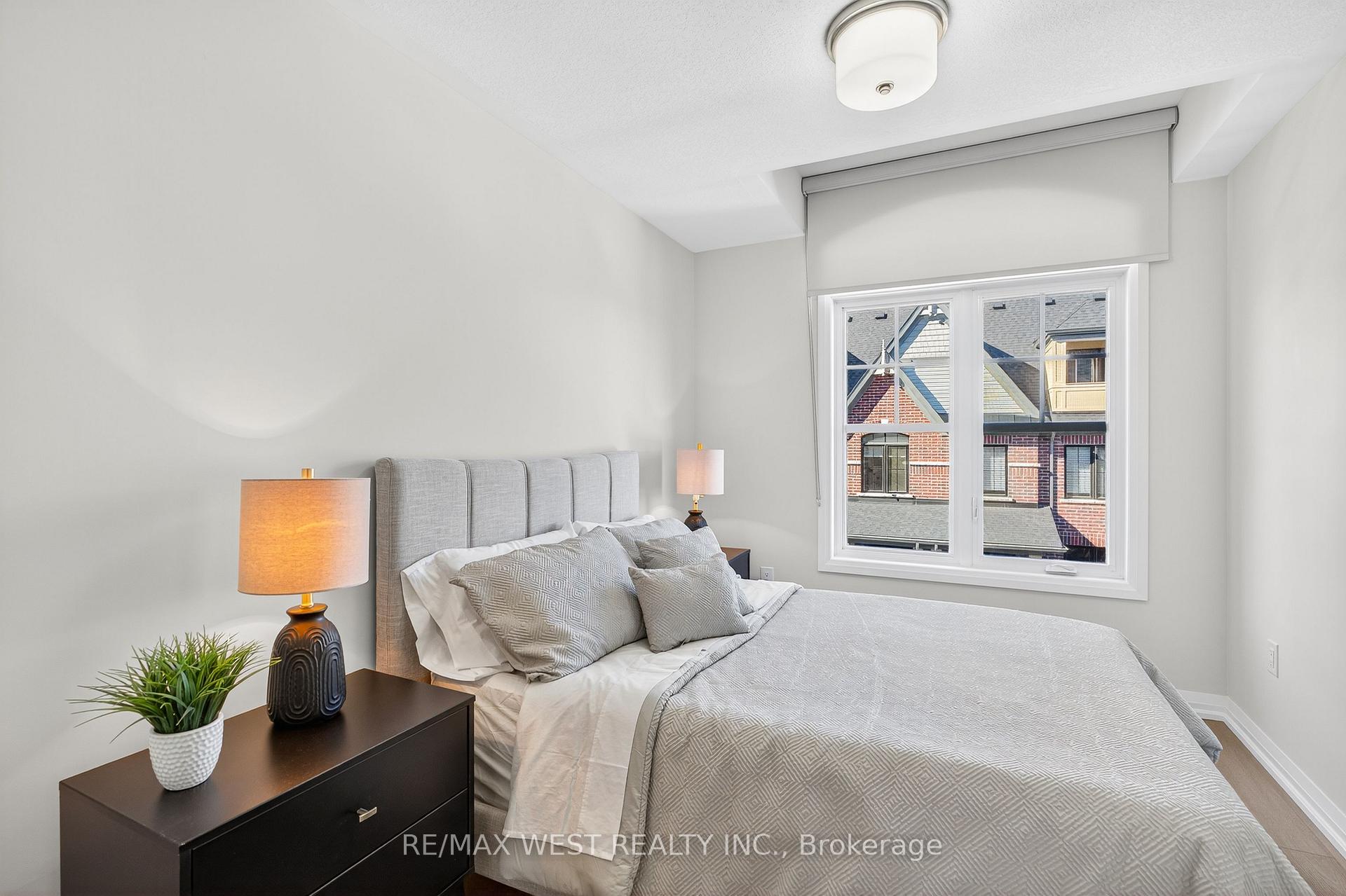 Photo 11 of 5 John Carter Way, Markham, Vinegar Hill — HOMEH