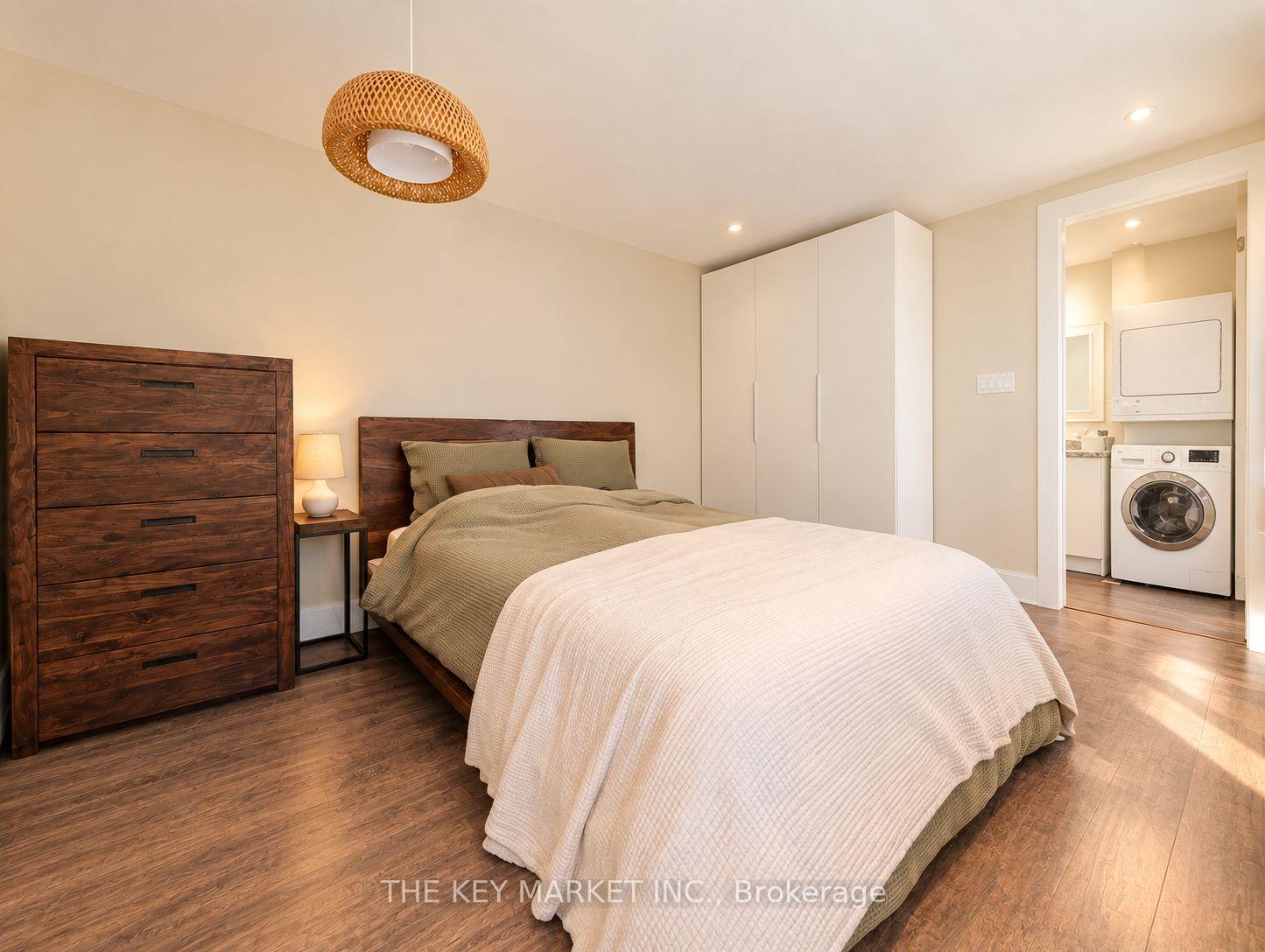 Photo 7 of Unit 2, 211 St Clements Avenue, Toronto, Yonge-Eglinton — HOMEH