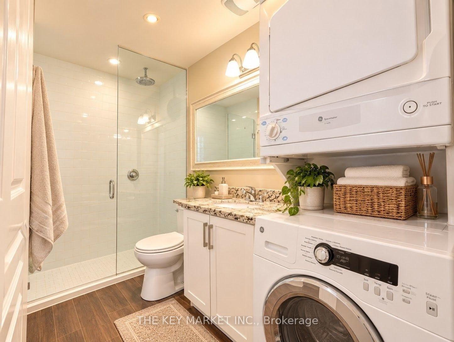 Photo 9 of Unit 2, 211 St Clements Avenue, Toronto, Yonge-Eglinton — HOMEH