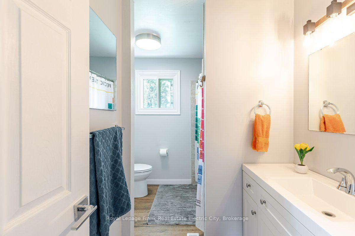 Photo 20 of 931 Golfview Road, Peterborough, Otonabee Ward 1 — HOMEH