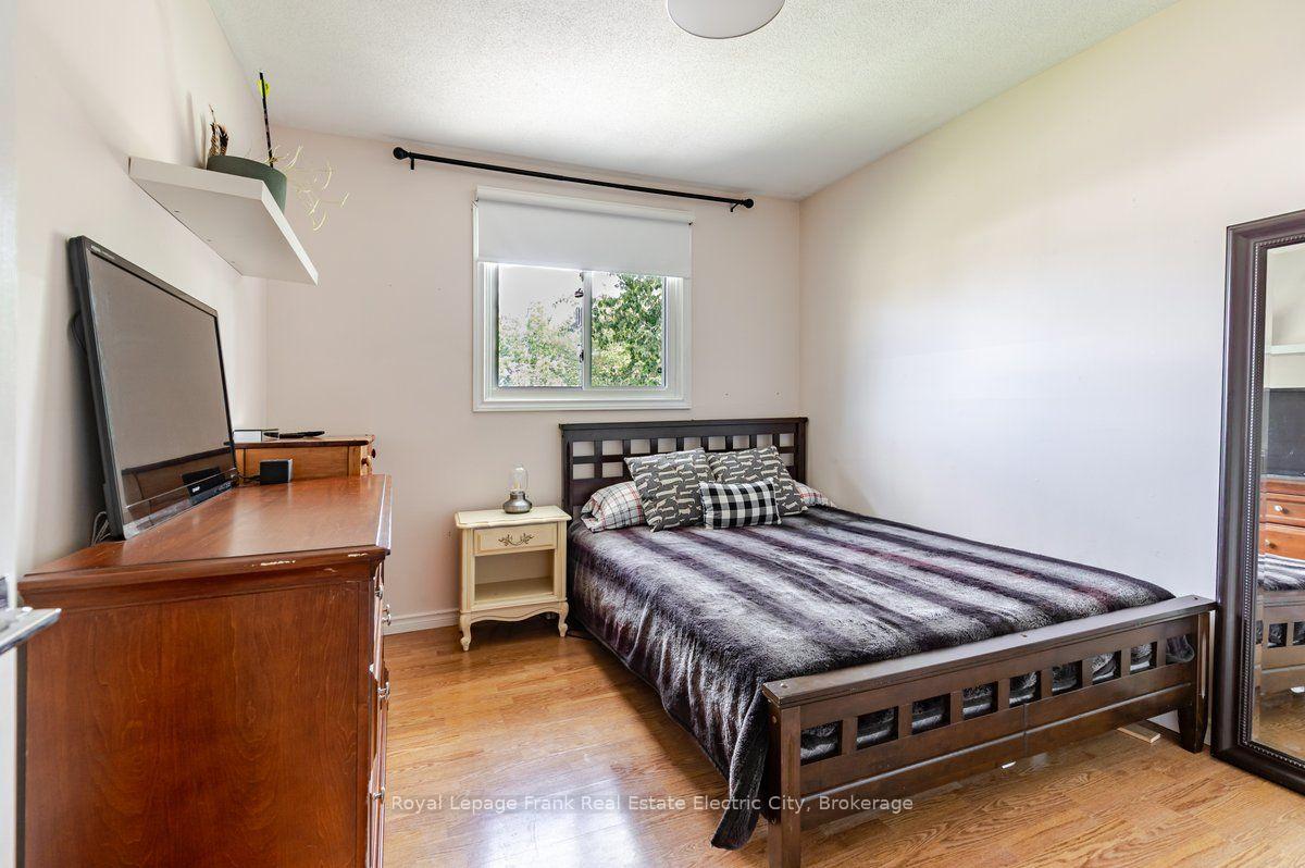 Photo 24 of 931 Golfview Road, Peterborough, Otonabee Ward 1 — HOMEH