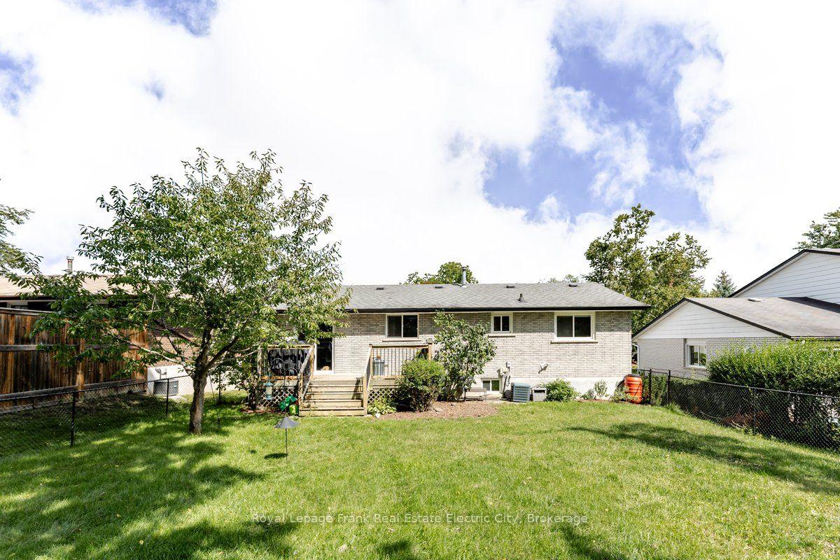 Photo 35 of 931 Golfview Road, Peterborough, Otonabee Ward 1 — HOMEH