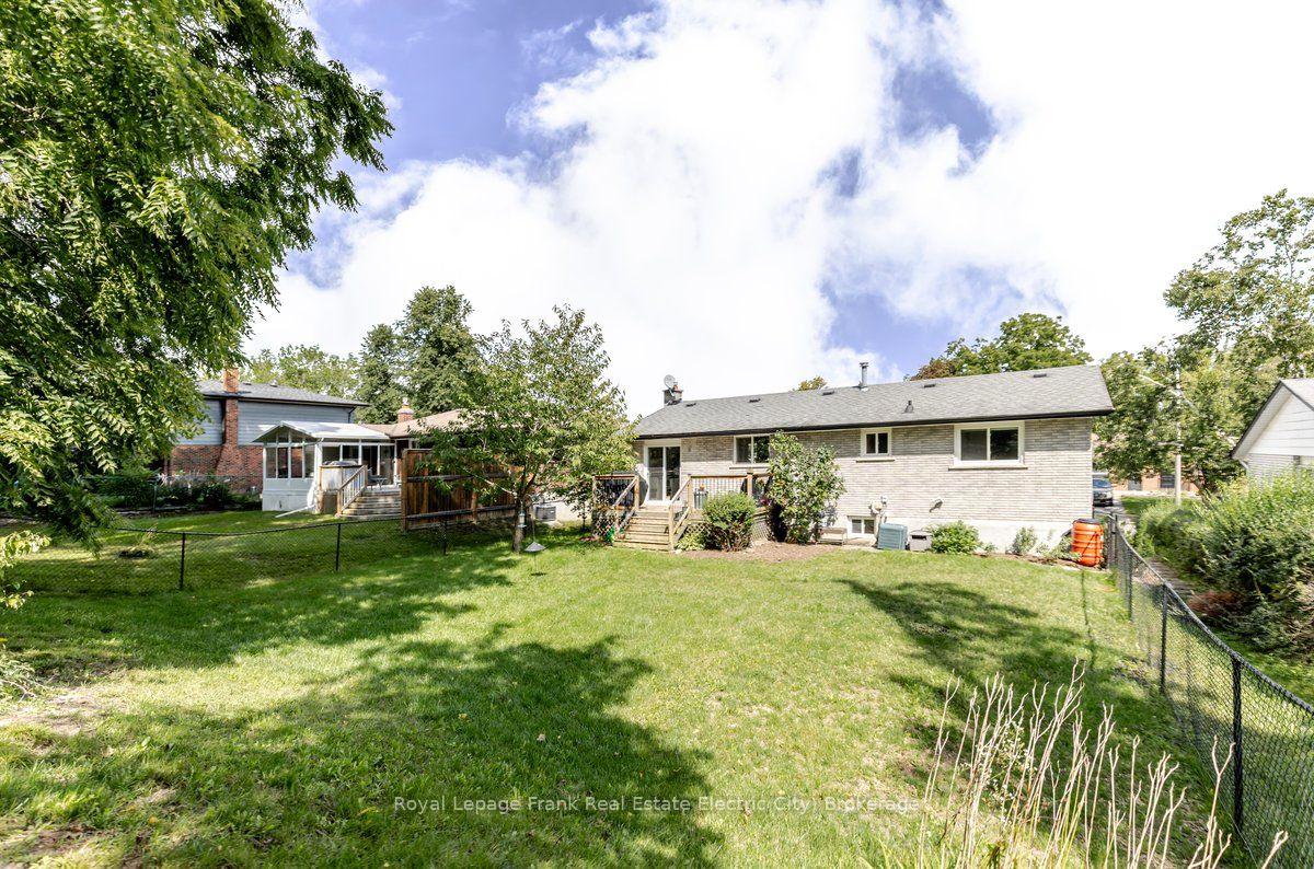 Photo 37 of 931 Golfview Road, Peterborough, Otonabee Ward 1 — HOMEH
