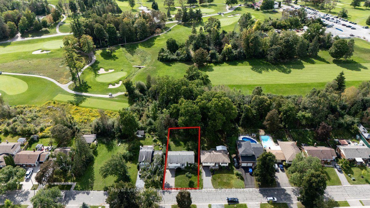 Photo 42 of 931 Golfview Road, Peterborough, Otonabee Ward 1 — HOMEH