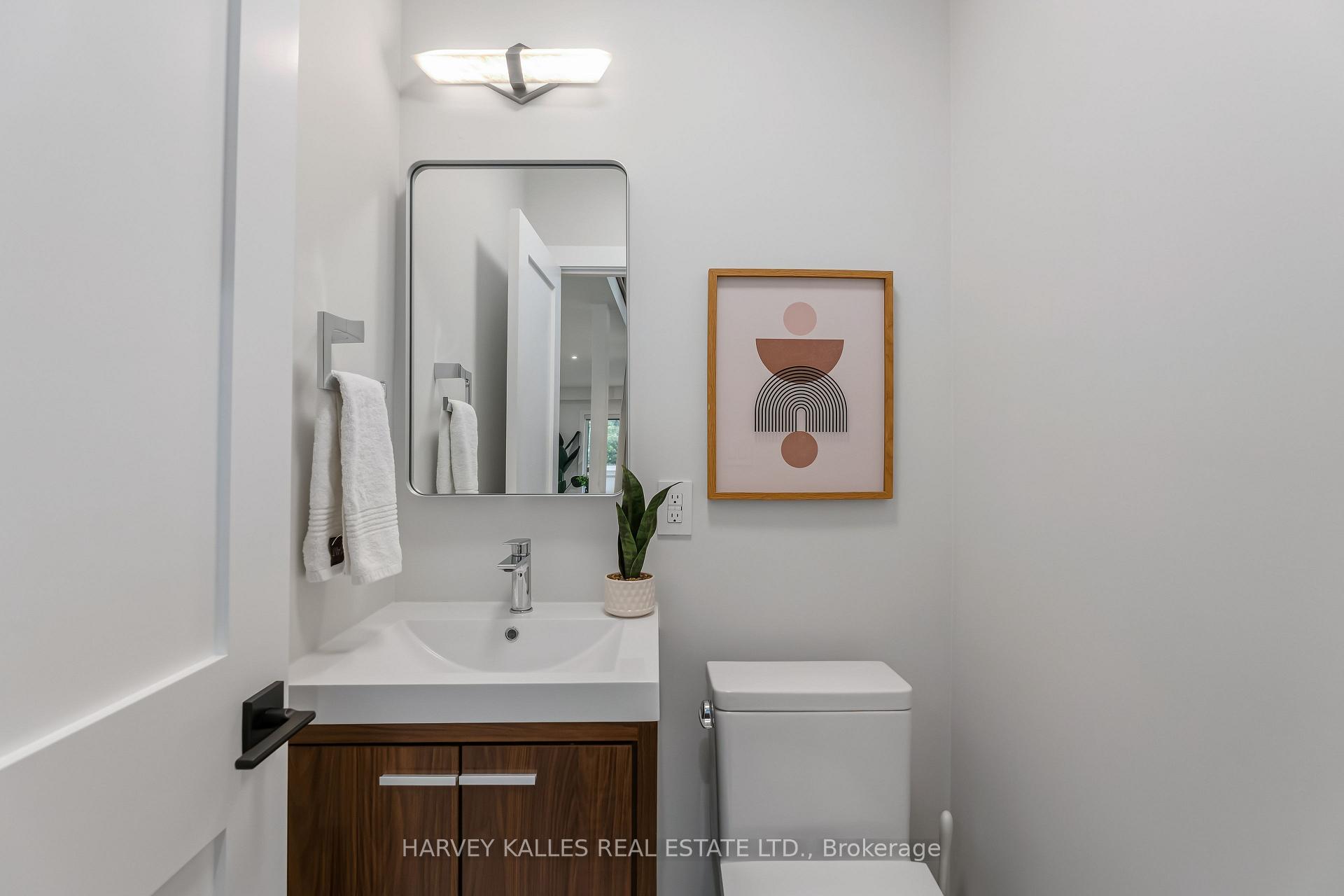 Photo 21 of 56 Glengarry Avenue, Toronto, Lawrence Park North — HOMEH