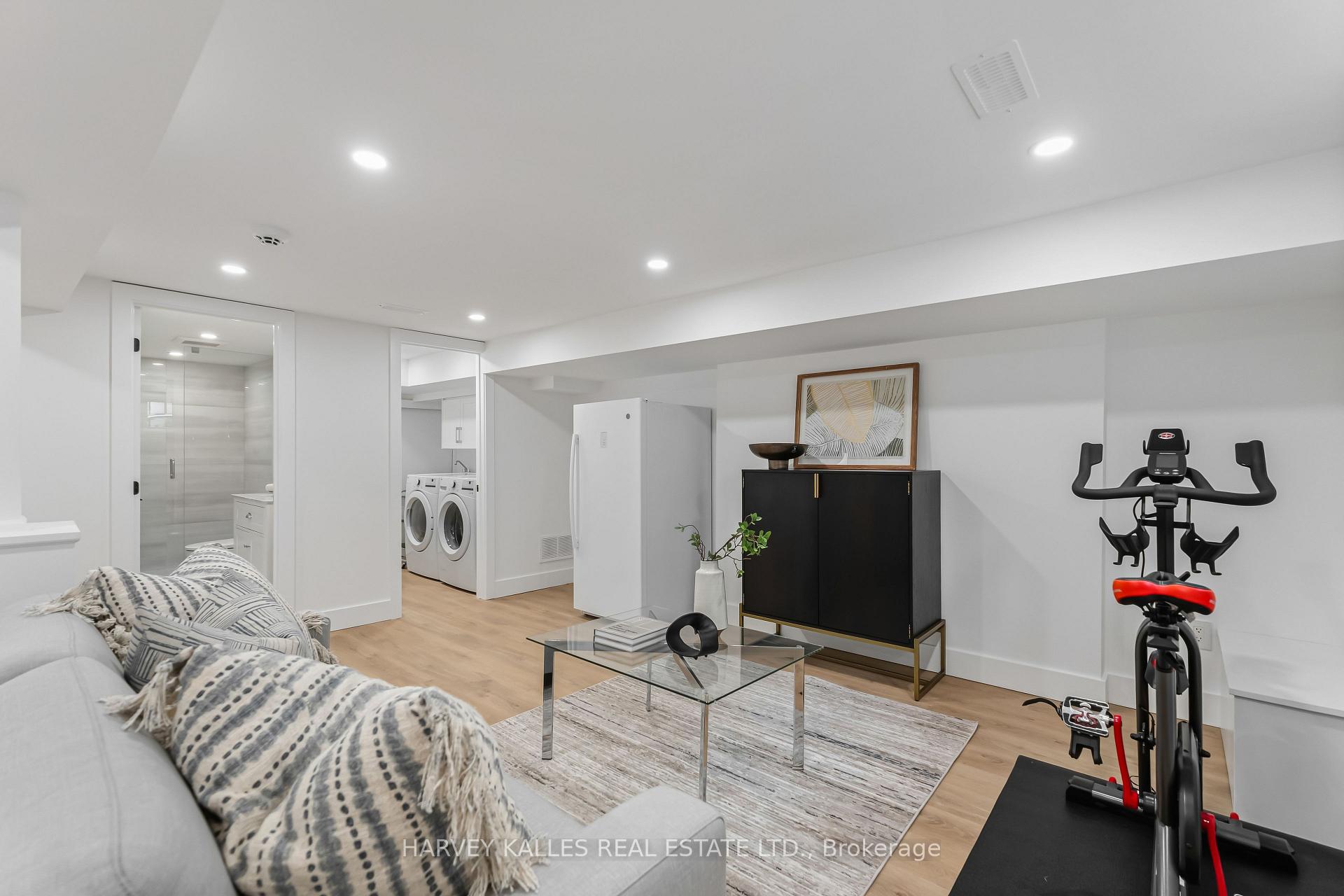 Photo 35 of 56 Glengarry Avenue, Toronto, Lawrence Park North — HOMEH