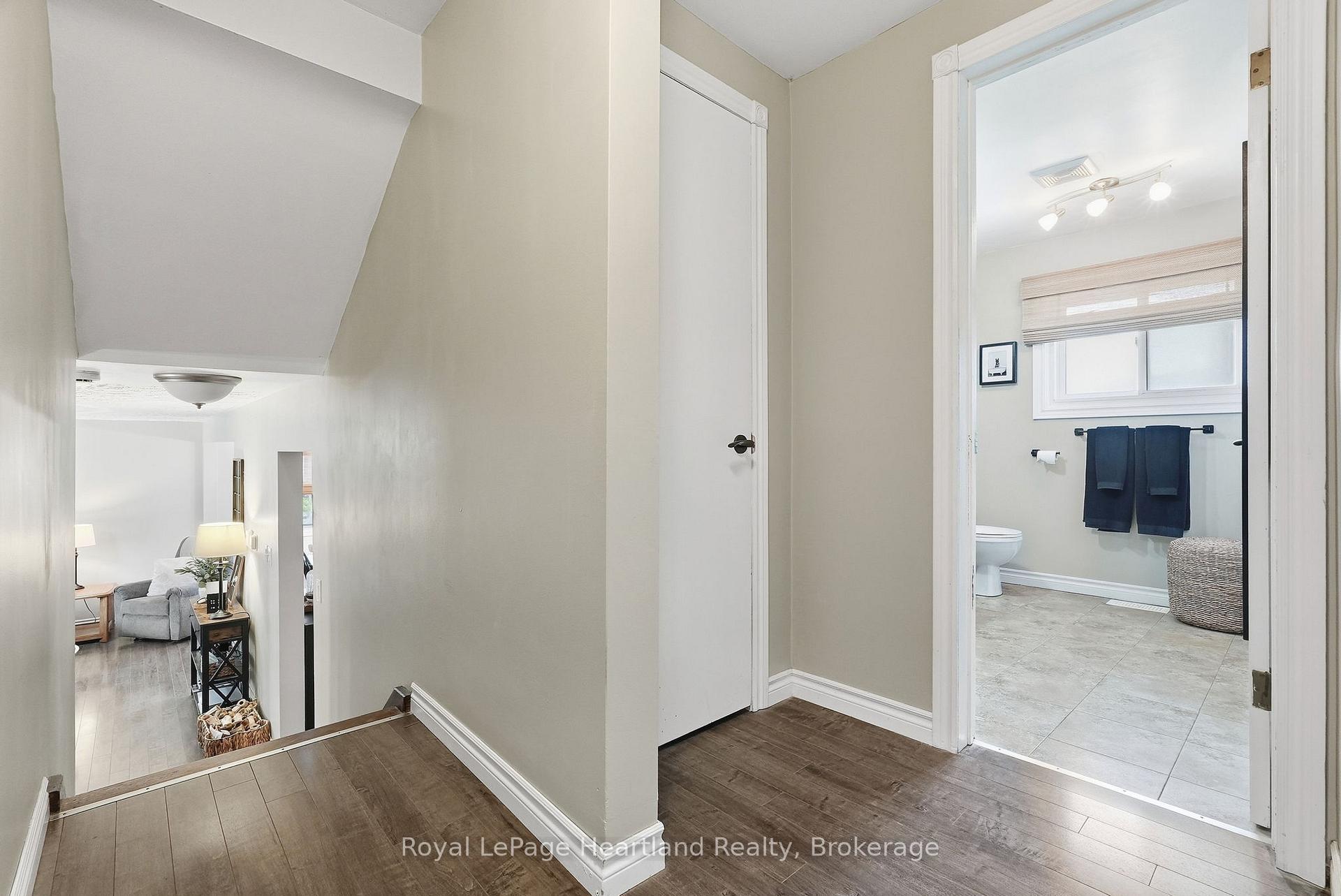 Photo 15 of 11 William Street N, Minto — HOMEH