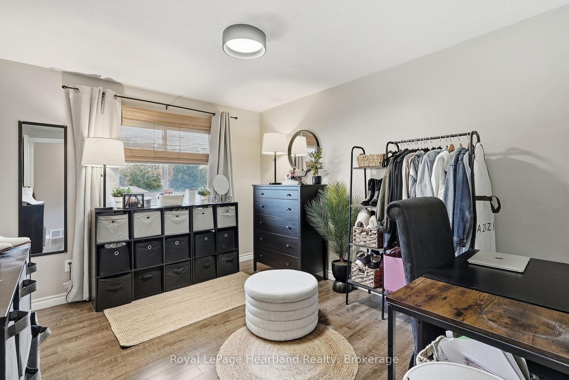 Photo 17 of 11 William Street N, Minto — HOMEH
