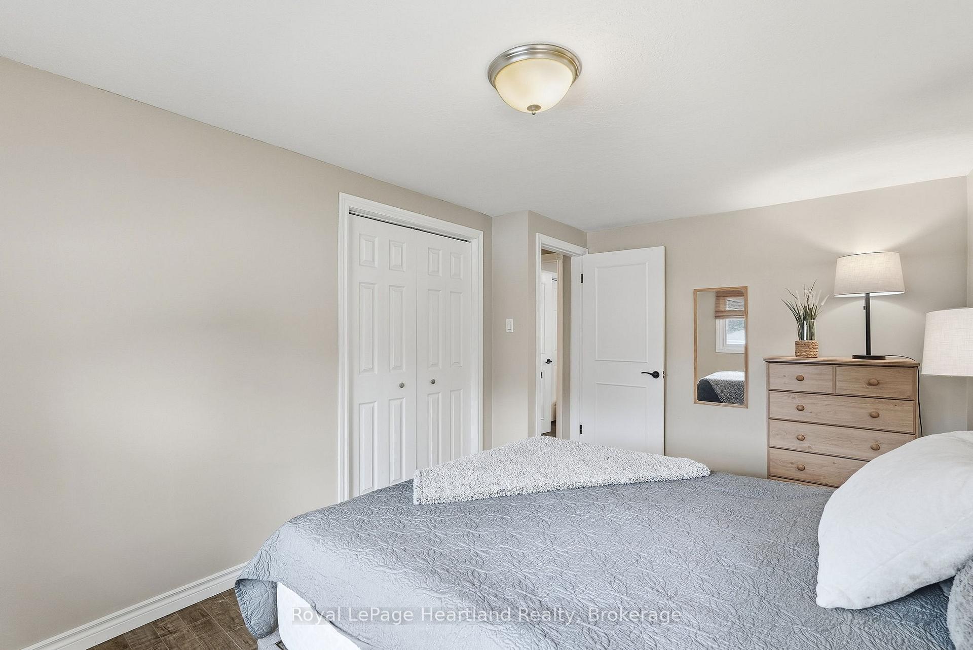 Photo 20 of 11 William Street N, Minto — HOMEH