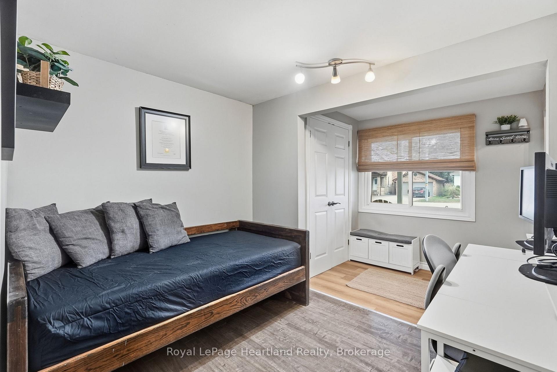 Photo 24 of 11 William Street N, Minto — HOMEH