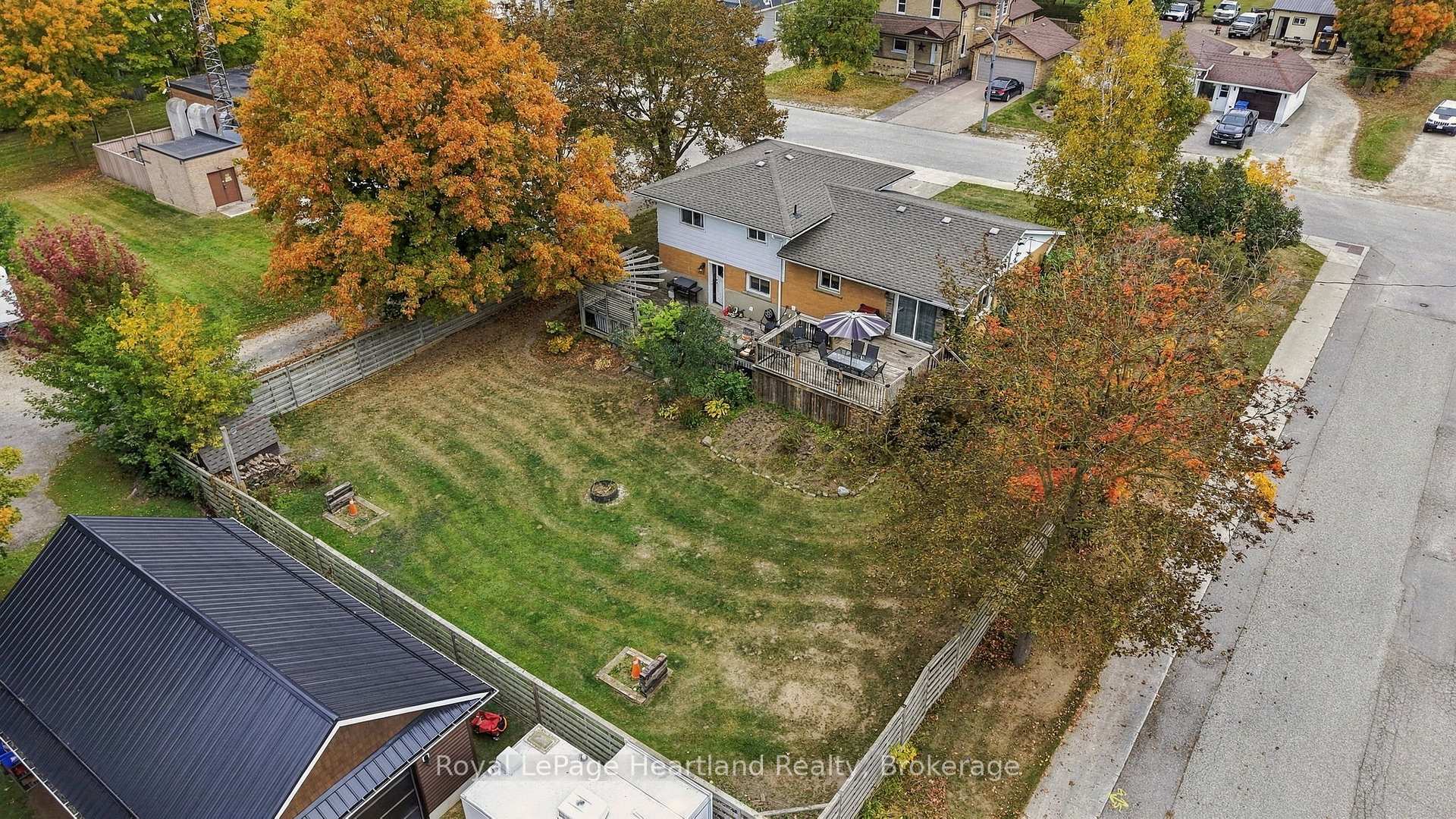Photo 39 of 11 William Street N, Minto — HOMEH