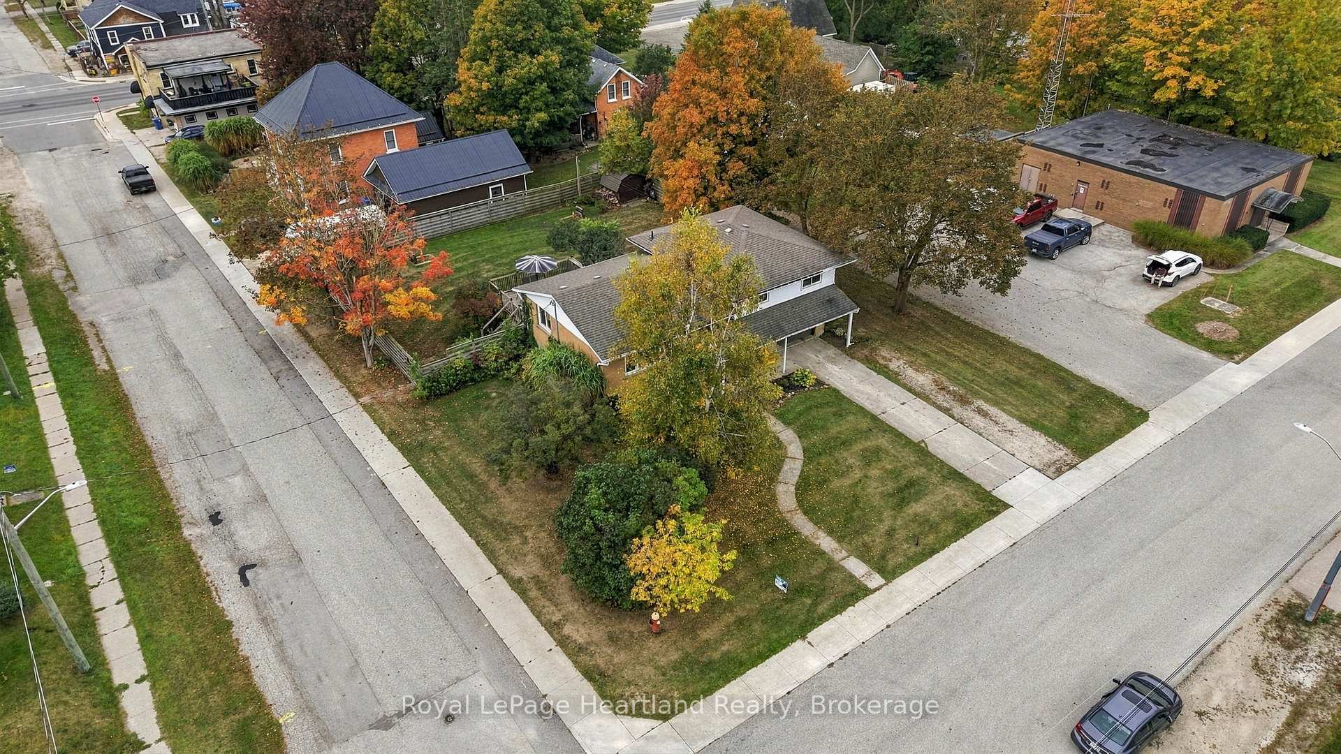Photo 43 of 11 William Street N, Minto — HOMEH