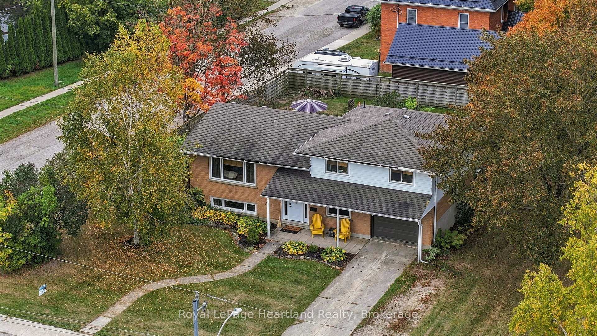 Photo 46 of 11 William Street N, Minto — HOMEH