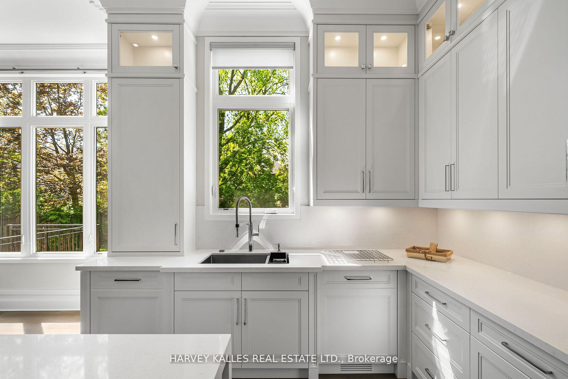 Photo 23 of 163 Cortleigh Boulevard, Toronto, Lawrence Park South — HOMEH