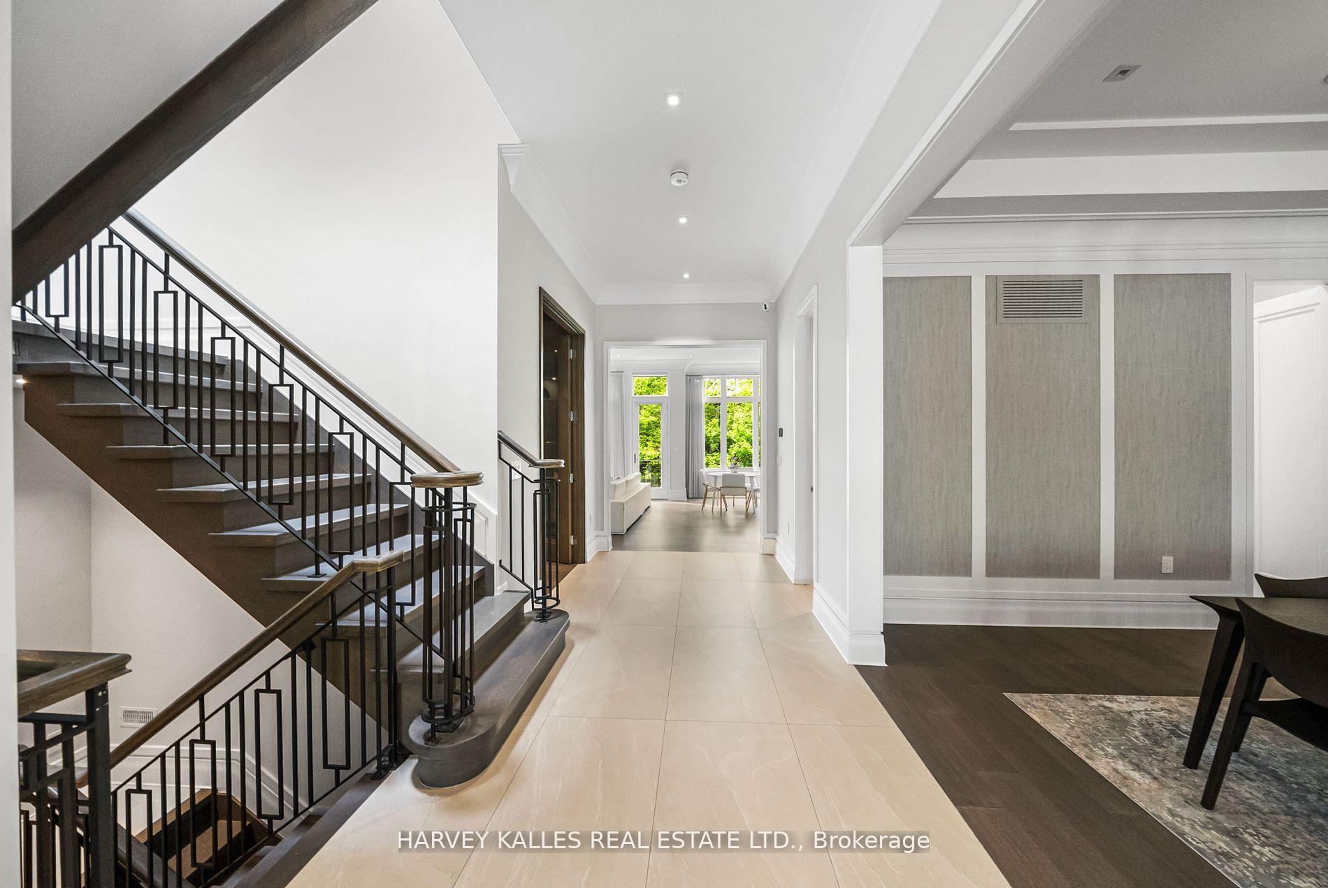 Photo 26 of 163 Cortleigh Boulevard, Toronto, Lawrence Park South — HOMEH