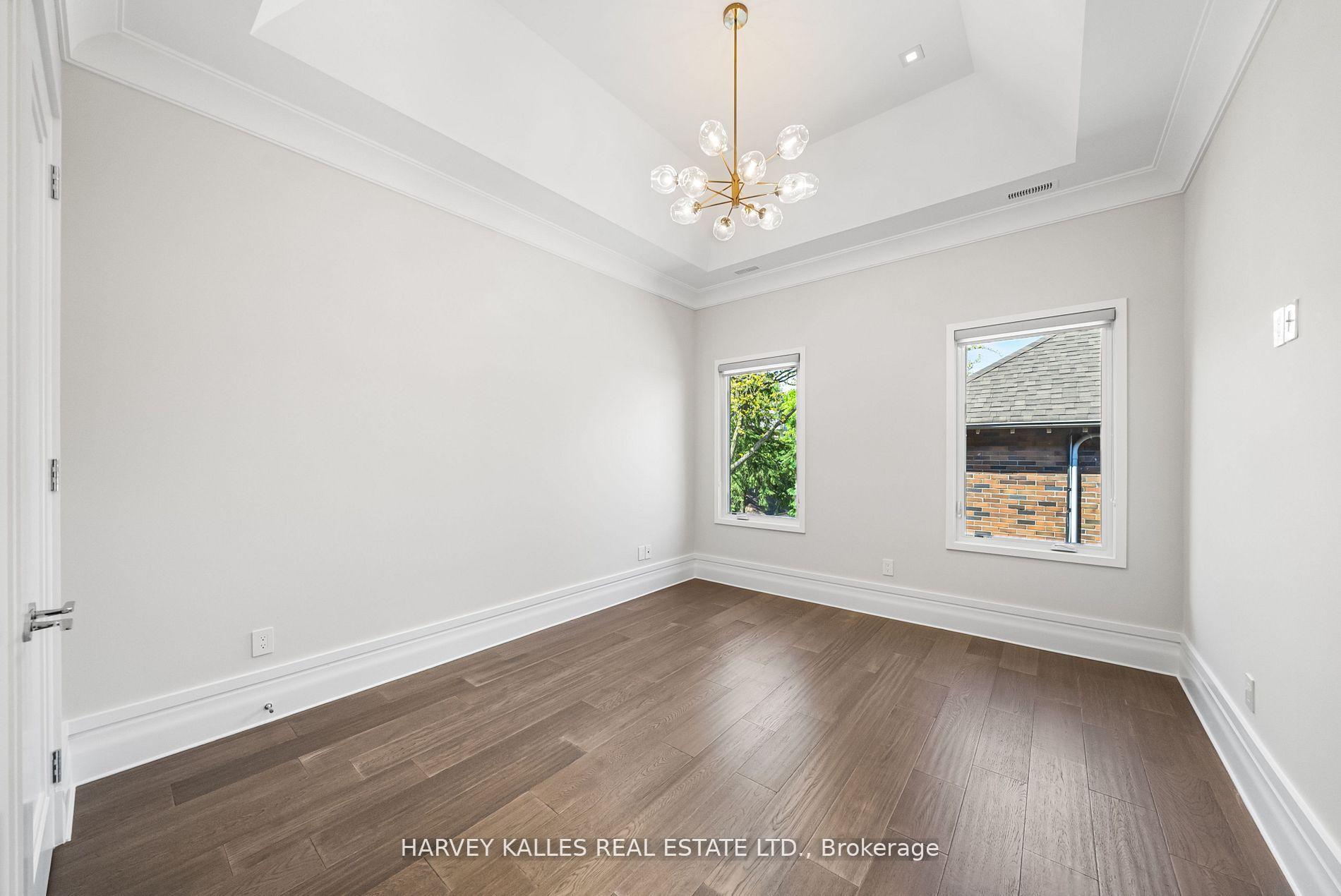 Photo 34 of 163 Cortleigh Boulevard, Toronto, Lawrence Park South — HOMEH