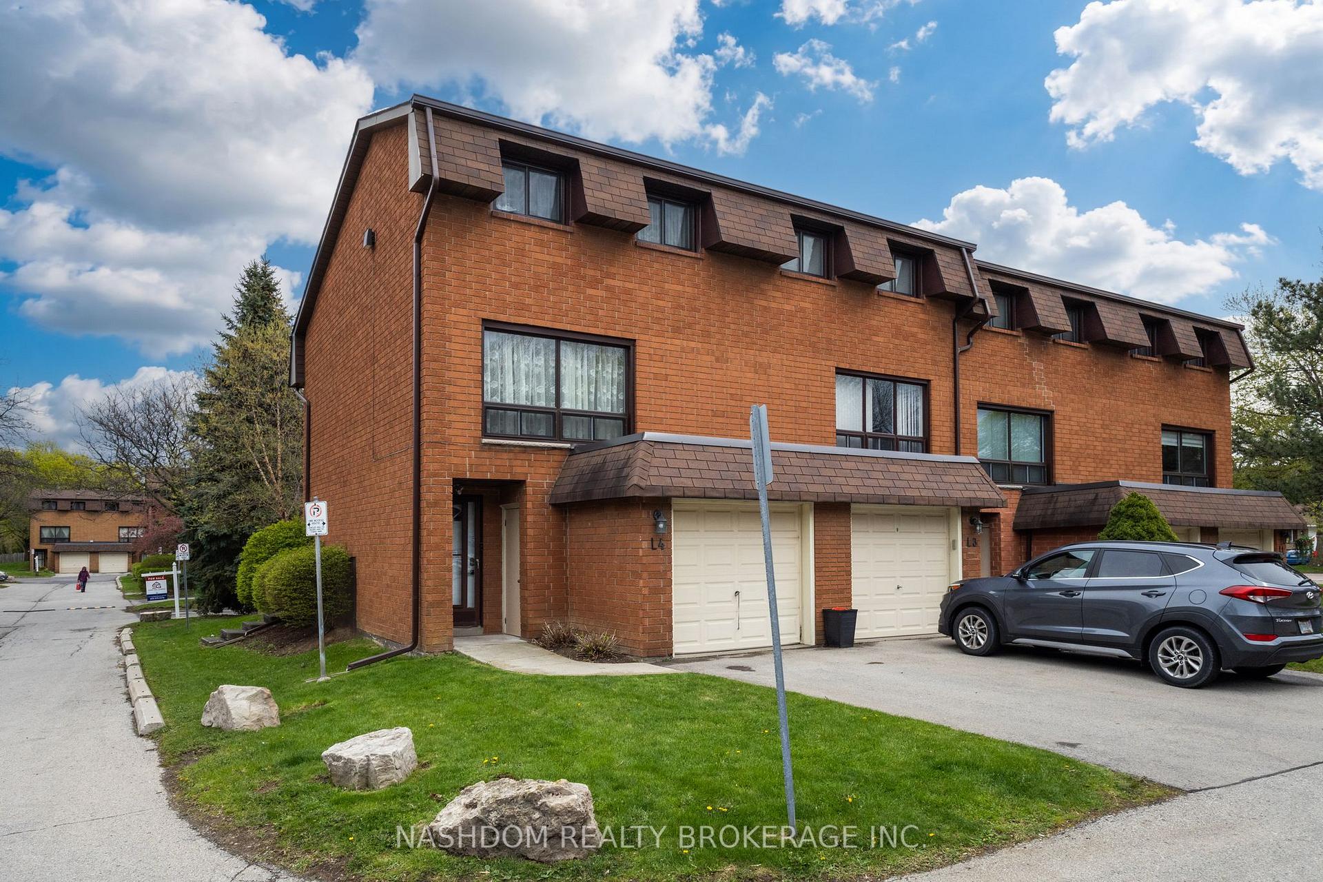 Photo of Unit L4, 444 Stone Church Road W