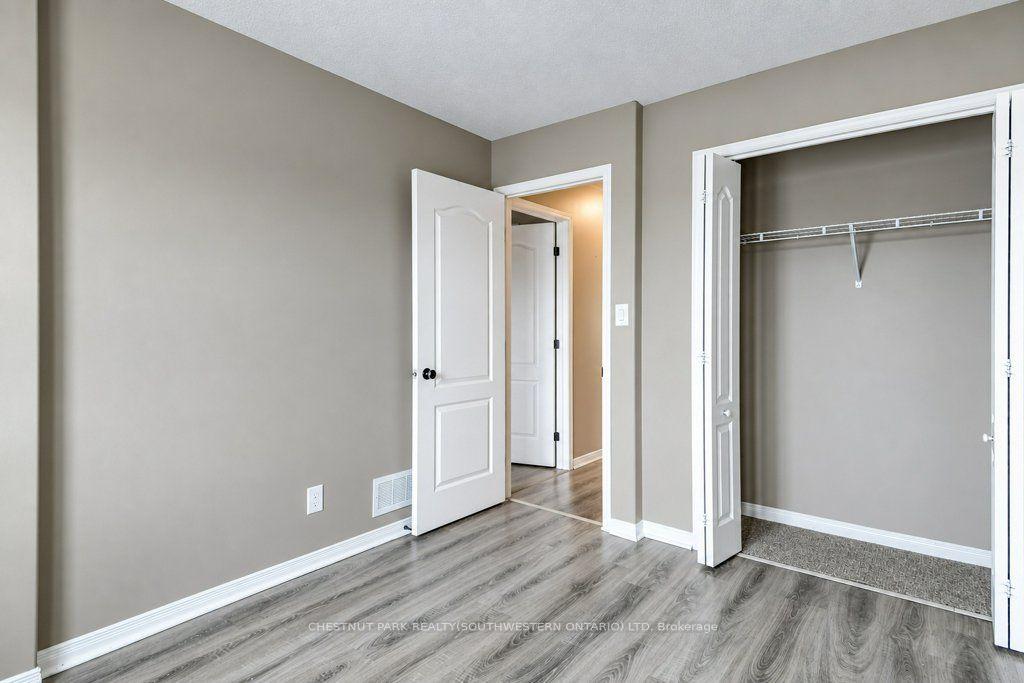 Photo 17 of 1651 Crimson Crescent, Kingston, City Northwest — HOMEH
