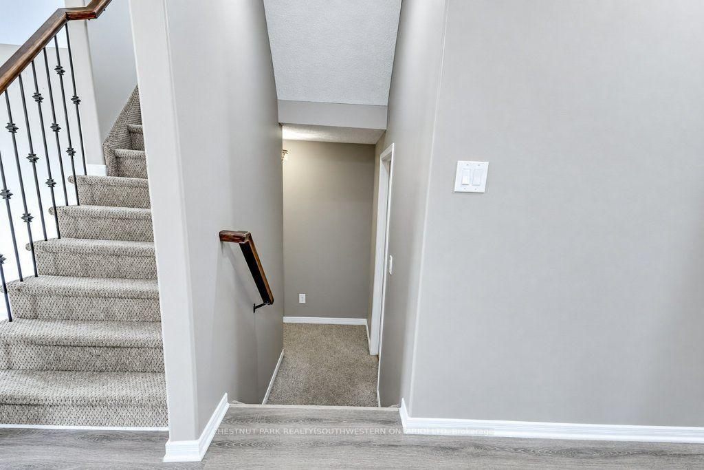 Photo 29 of 1651 Crimson Crescent, Kingston, City Northwest — HOMEH