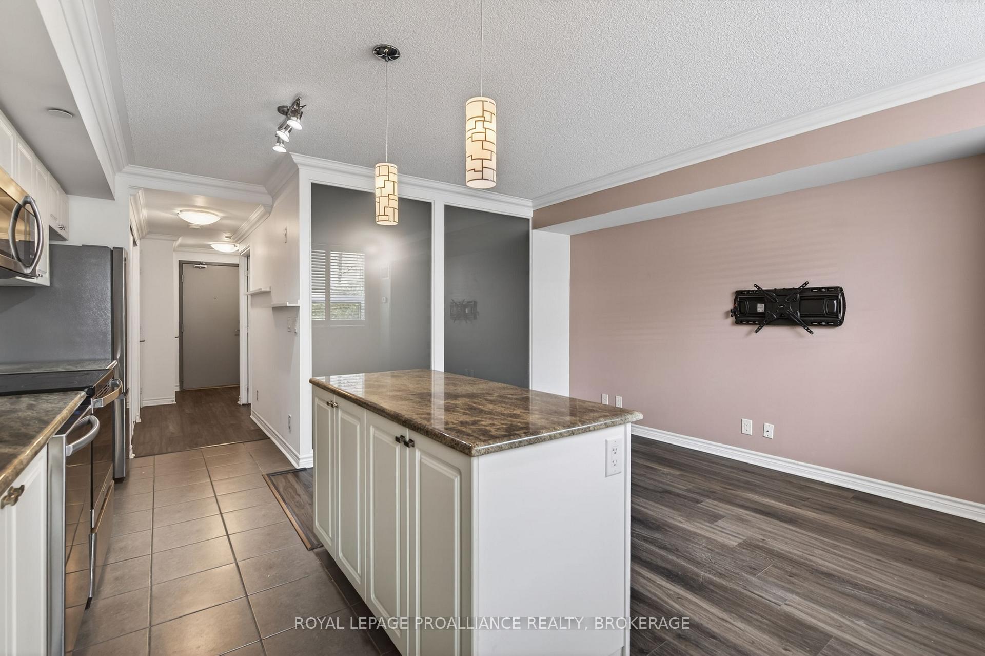 Photo 7 of Unit A2, 121 Queen Street, Kingston, East of Sir John A. Blvd — HOMEH