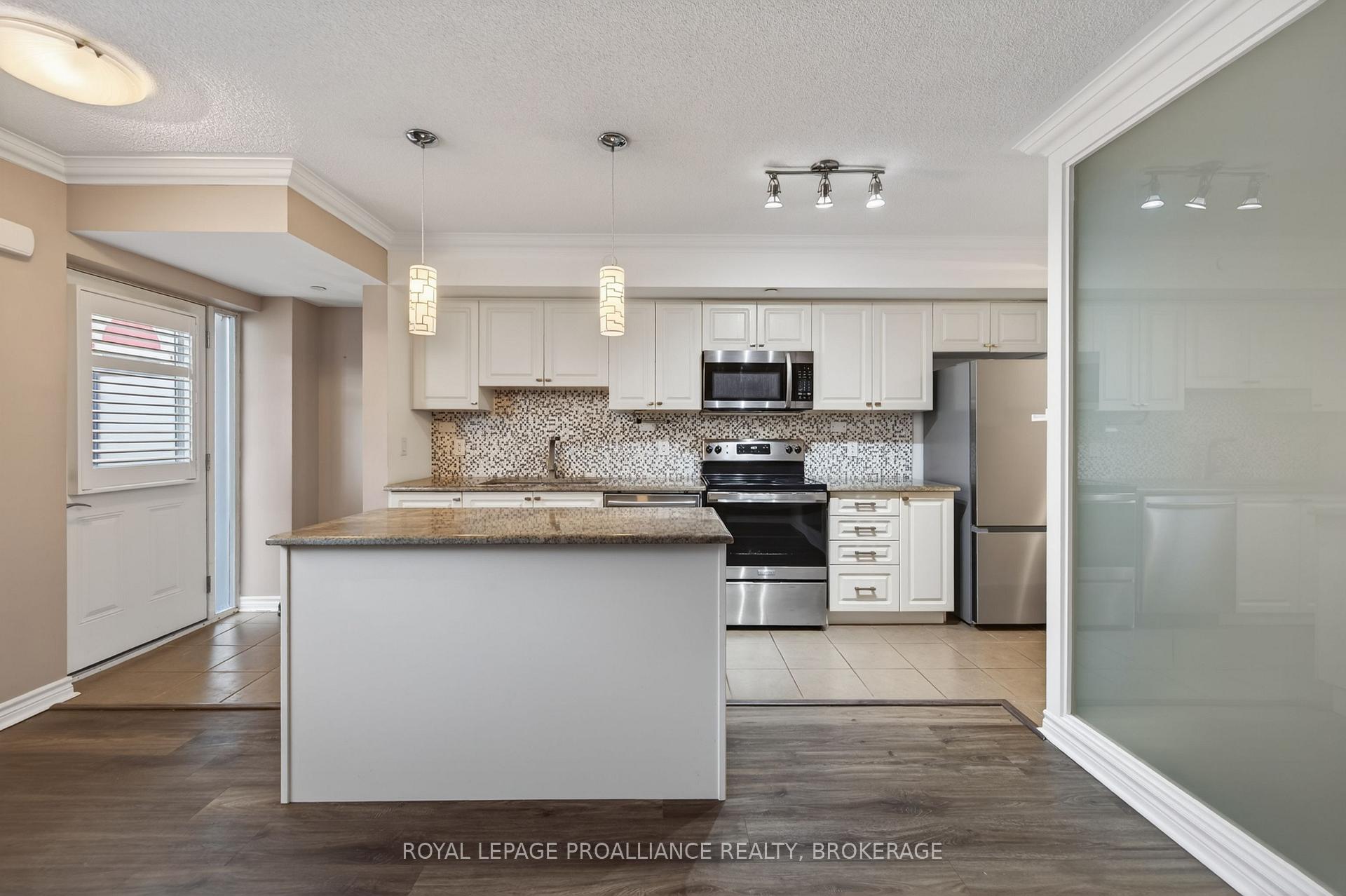 Photo 9 of Unit A2, 121 Queen Street, Kingston, East of Sir John A. Blvd — HOMEH