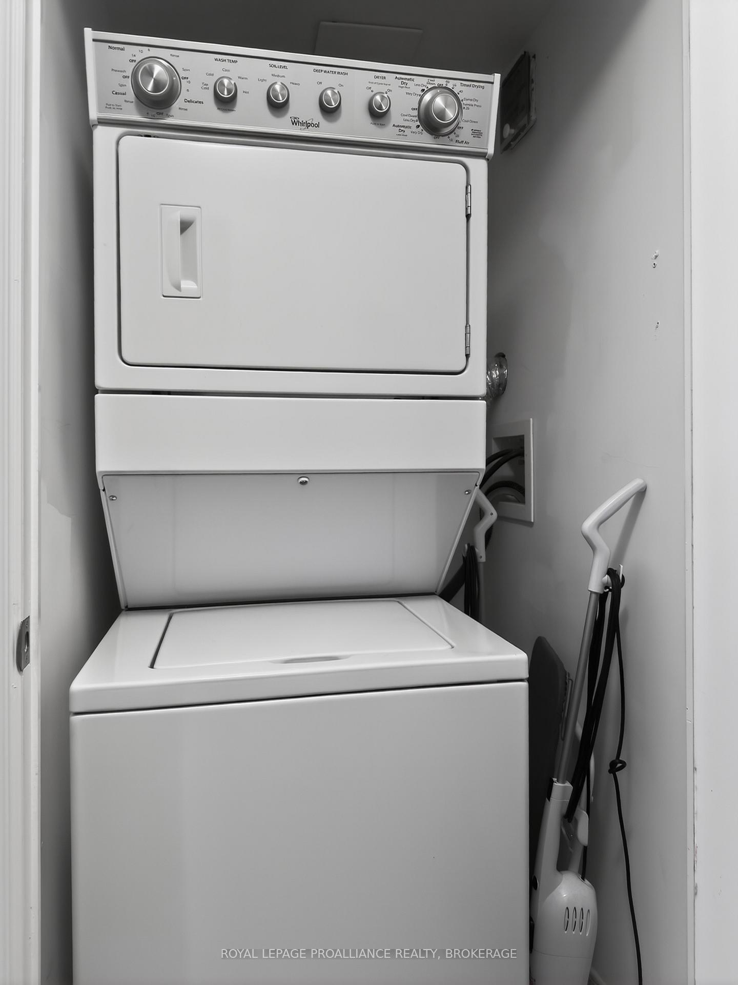 Photo 15 of Unit A2, 121 Queen Street, Kingston, East of Sir John A. Blvd — HOMEH