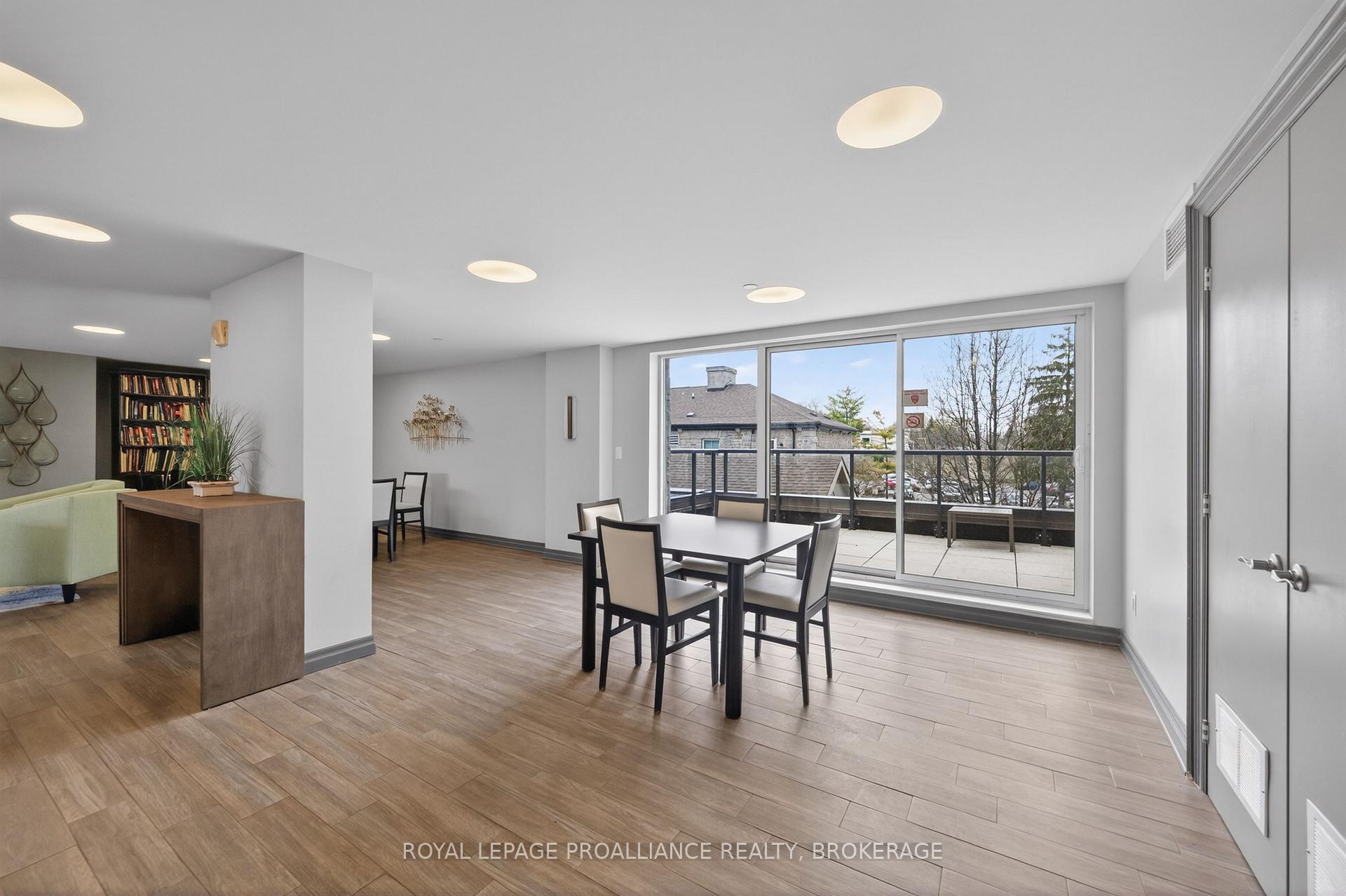 Photo 18 of Unit A2, 121 Queen Street, Kingston, East of Sir John A. Blvd — HOMEH