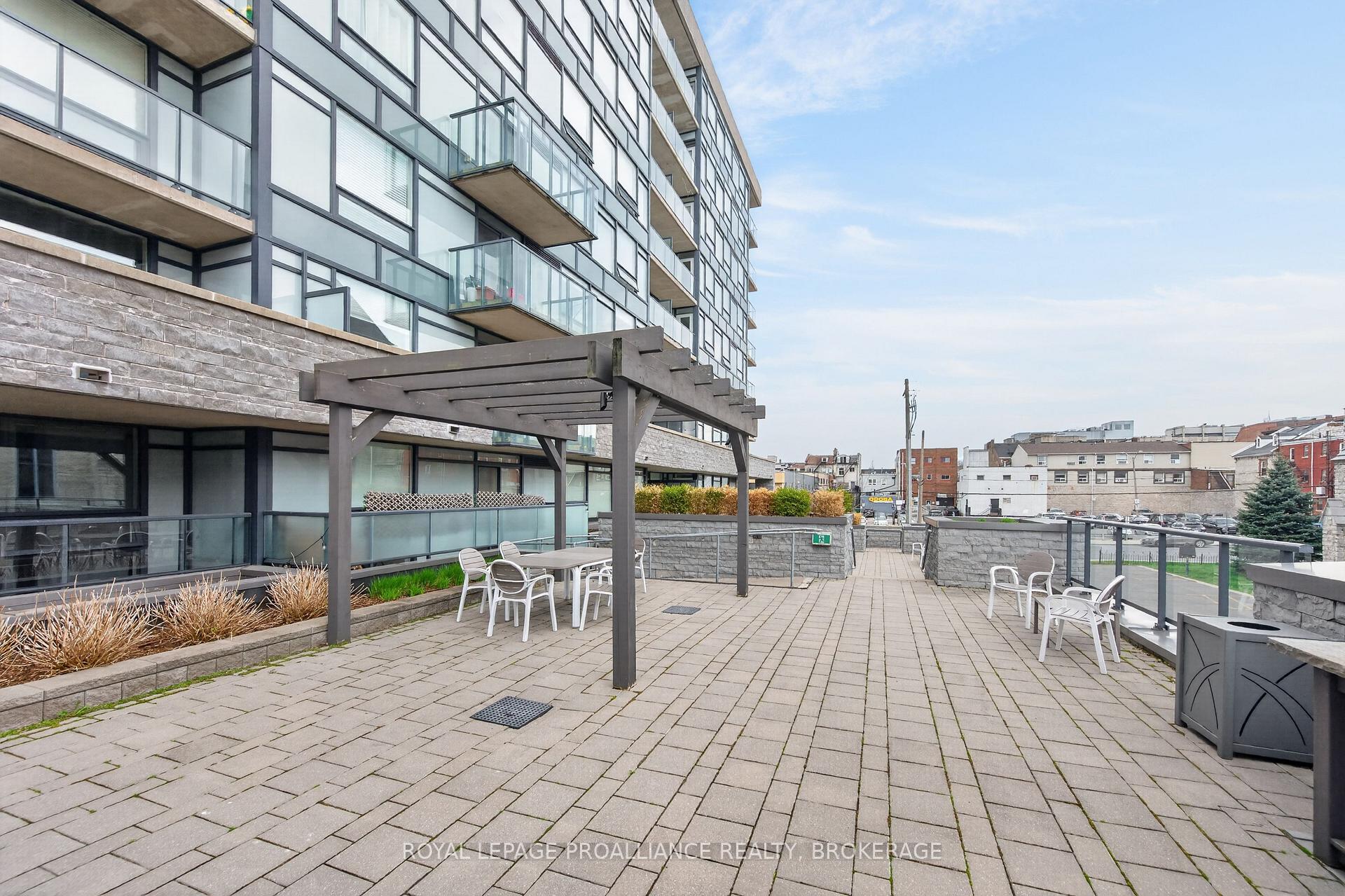 Photo 24 of Unit A2, 121 Queen Street, Kingston, East of Sir John A. Blvd — HOMEH