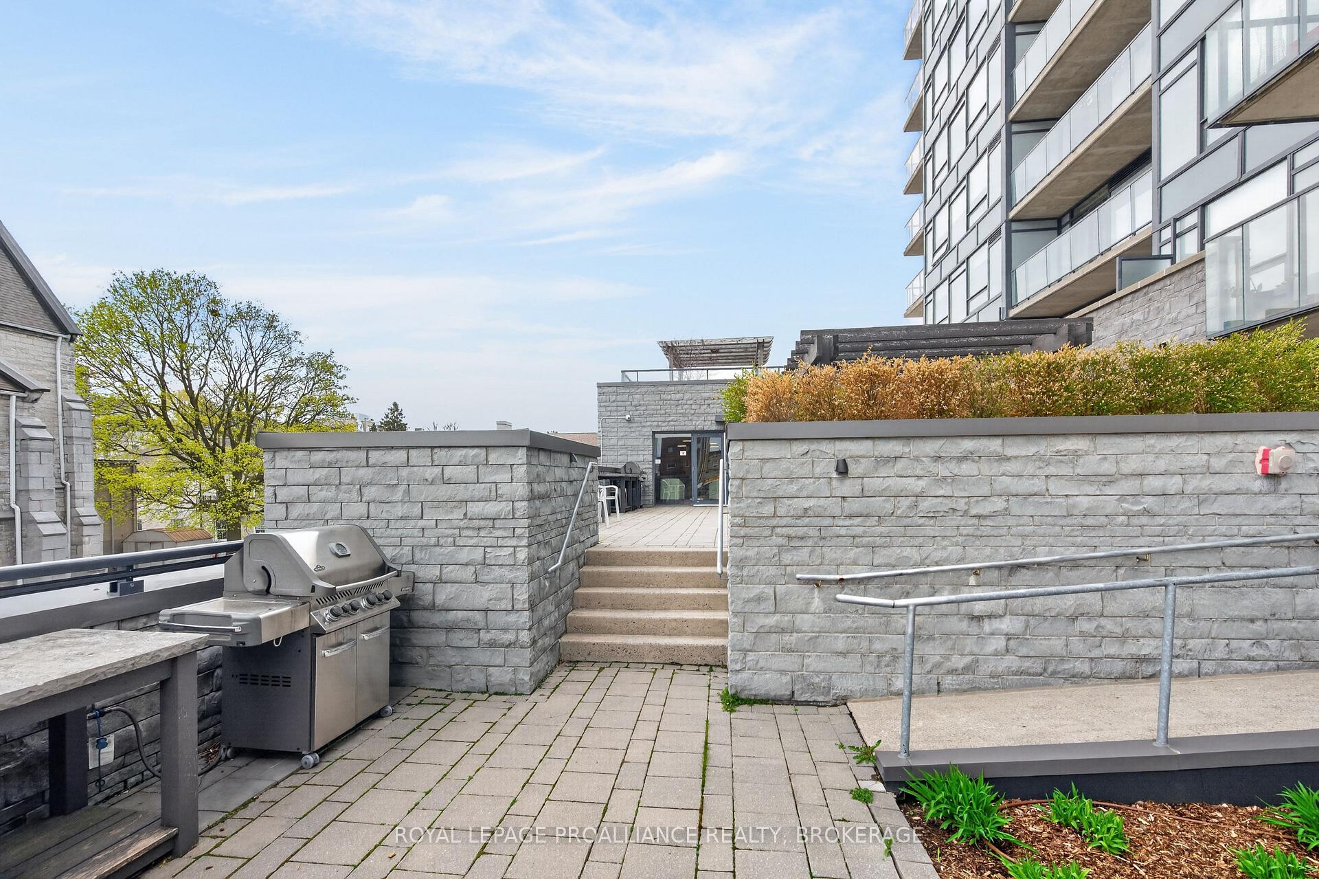 Photo 26 of Unit A2, 121 Queen Street, Kingston, East of Sir John A. Blvd — HOMEH