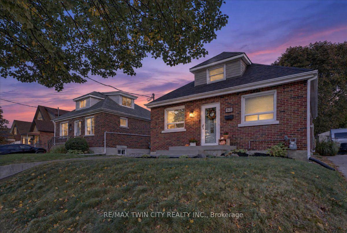Photo 3 of 67 Arnold Street, Kitchener, Northward — HOMEH