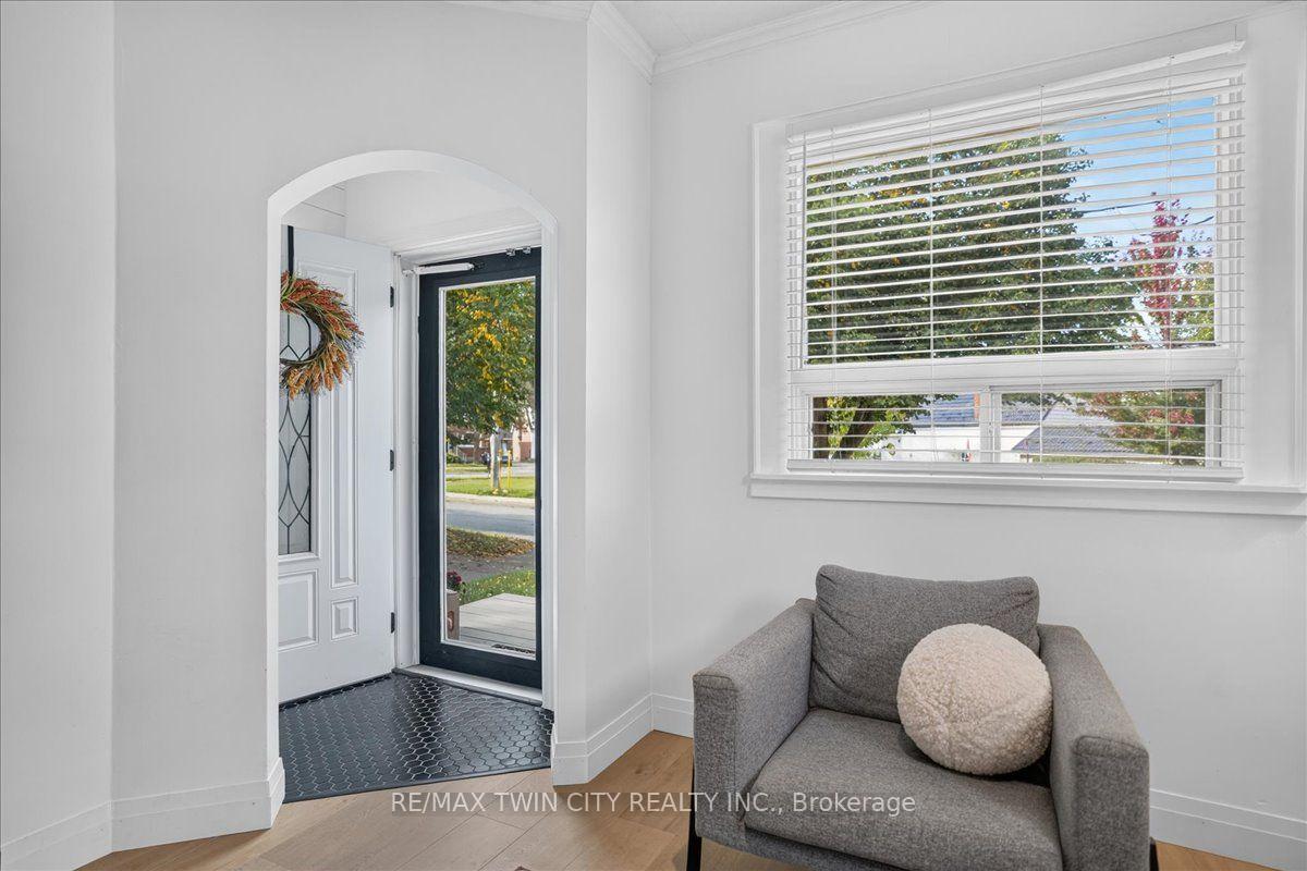 Photo 7 of 67 Arnold Street, Kitchener, Northward — HOMEH