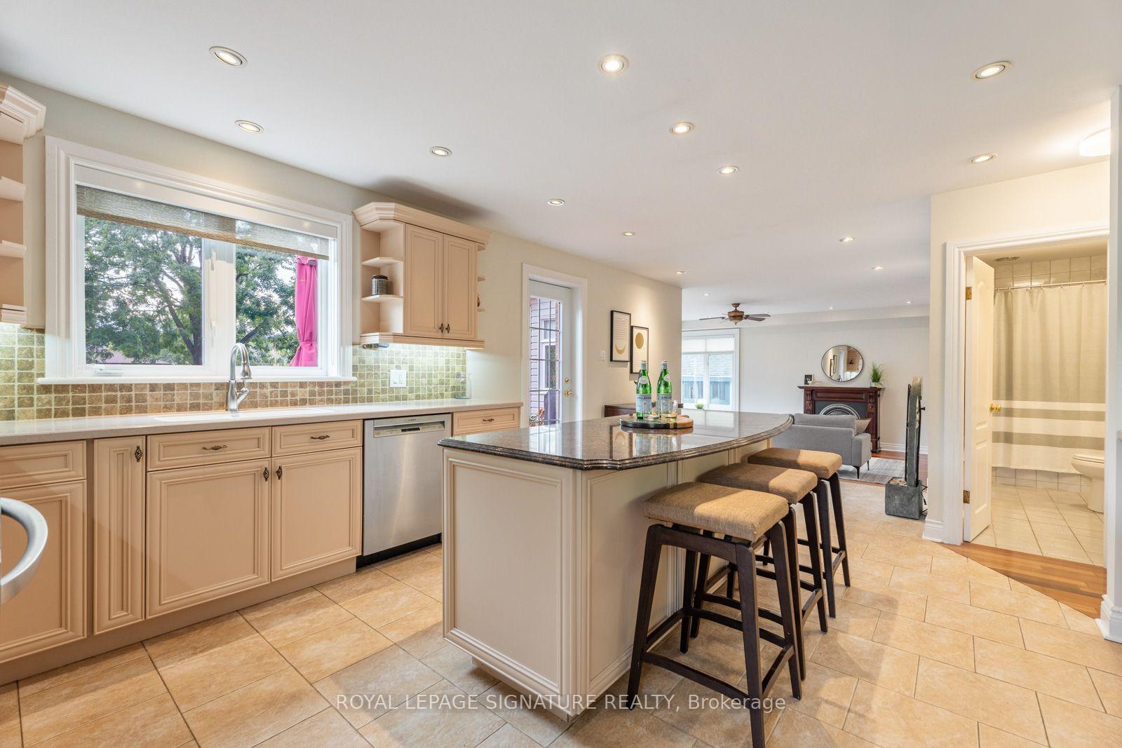 Photo 19 of 234 Rouge Hills Drive, Scarborough, Rouge — HOMEH