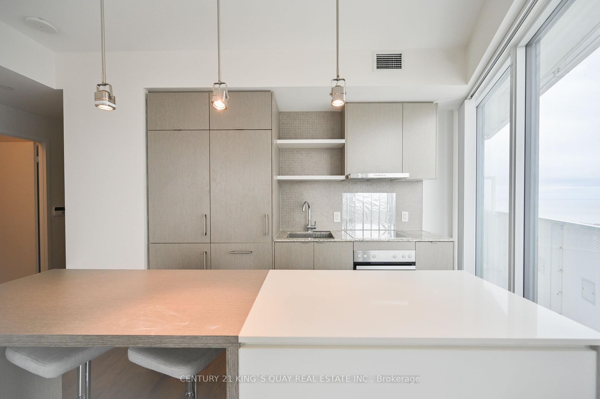 Photo 5 of Unit 6802, 88 Harbour Street, Toronto, Waterfront Communities — HOMEH