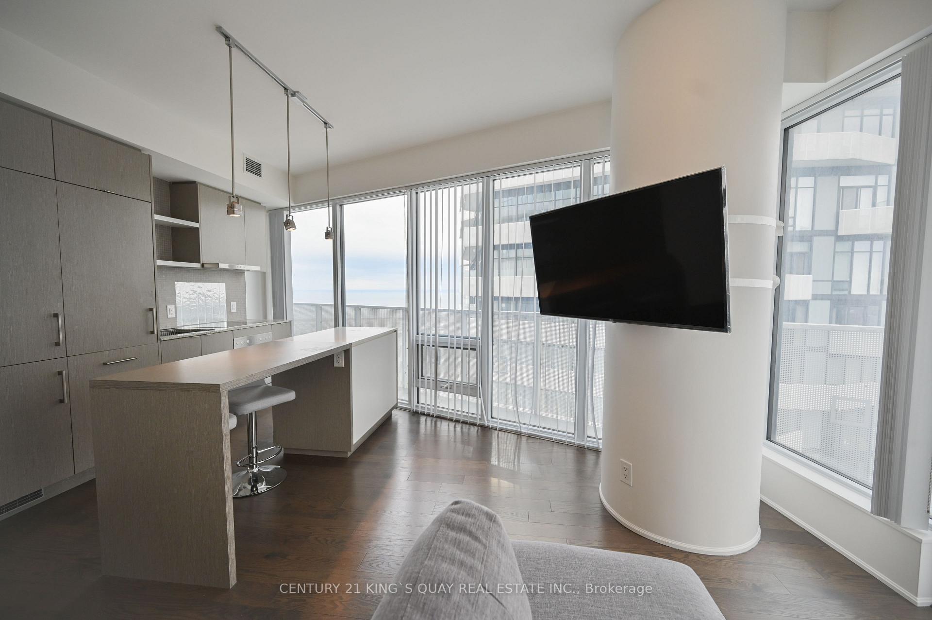 Photo 9 of Unit 6802, 88 Harbour Street, Toronto, Waterfront Communities — HOMEH
