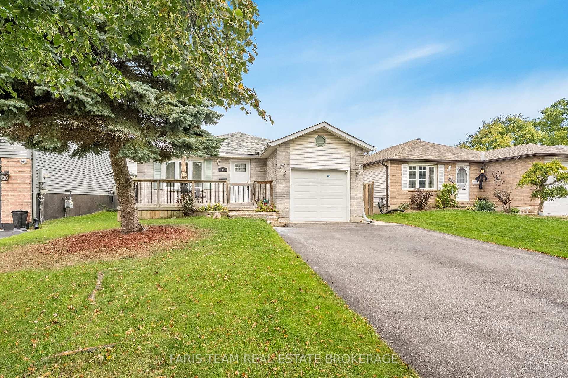 Photo 2 of 24 Laurie Crescent, Barrie, Wellington — HOMEH