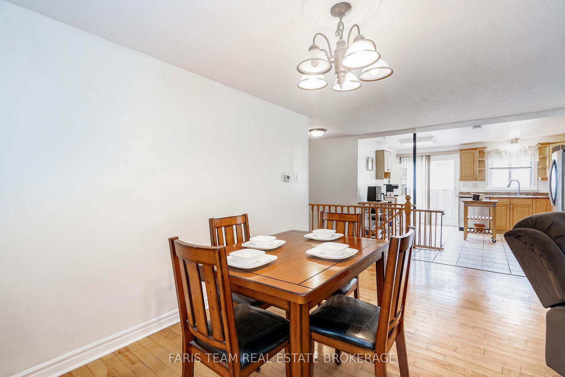 Photo 11 of 24 Laurie Crescent, Barrie, Wellington — HOMEH