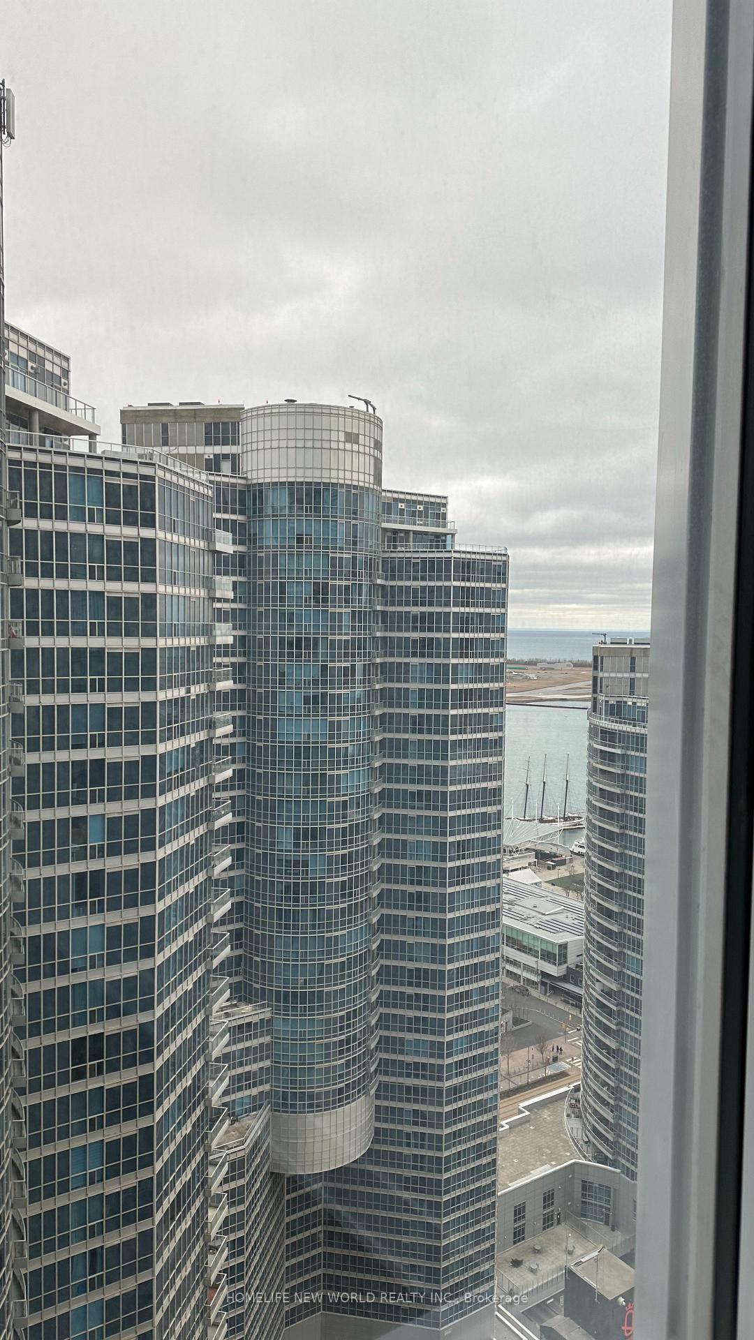 Photo 5 of Unit 3306, 10 York Street, Toronto, Waterfront Communities — HOMEH
