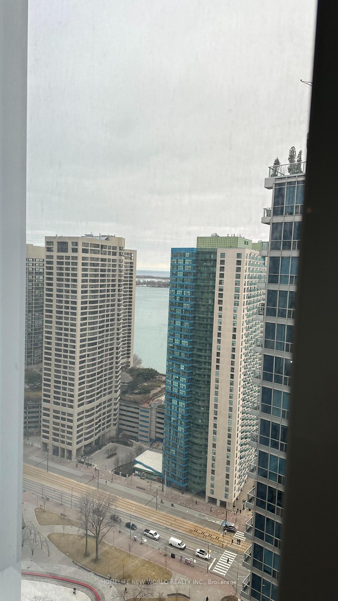 Photo 6 of Unit 3306, 10 York Street, Toronto, Waterfront Communities — HOMEH