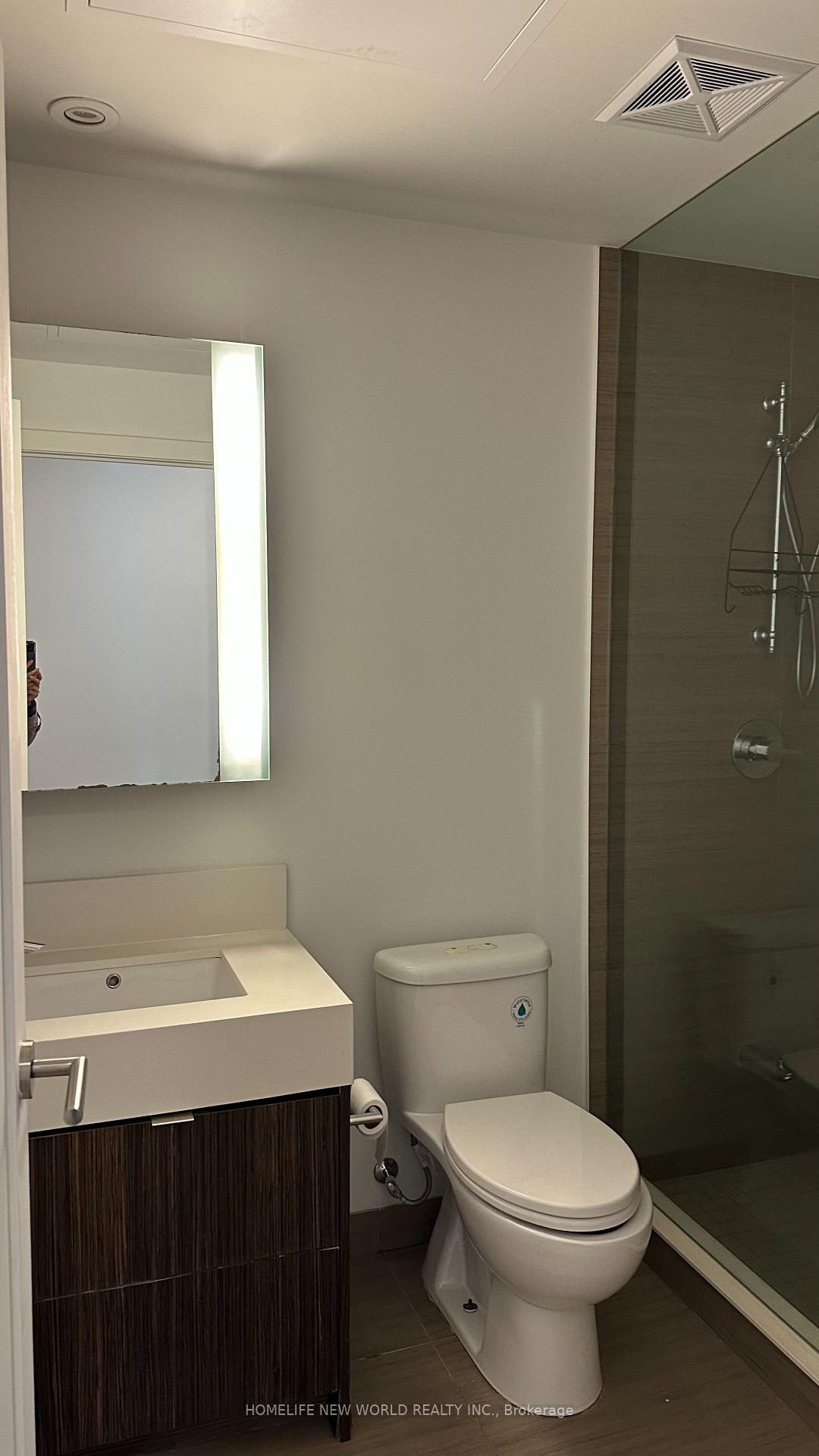 Photo 9 of Unit 3306, 10 York Street, Toronto, Waterfront Communities — HOMEH