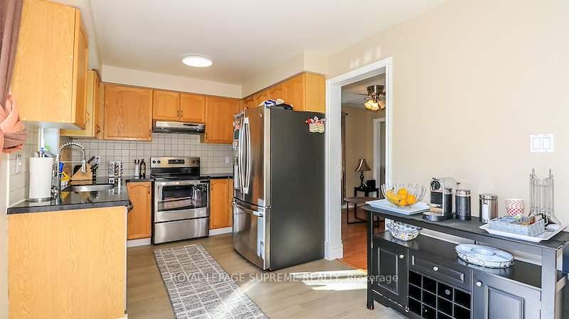 Photo 10 of 2169 Jans Boulevard, Innisfil, Alcona — HOMEH
