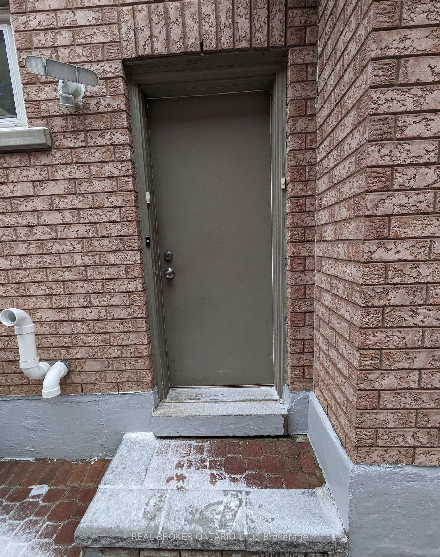 Photo 4 of Unit BSMT, 104 Randall Avenue, Markham, Milliken Mills East — HOMEH